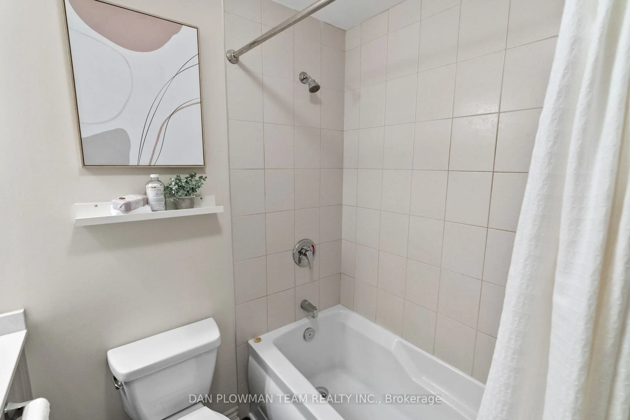 290 Liberty Street N, #305