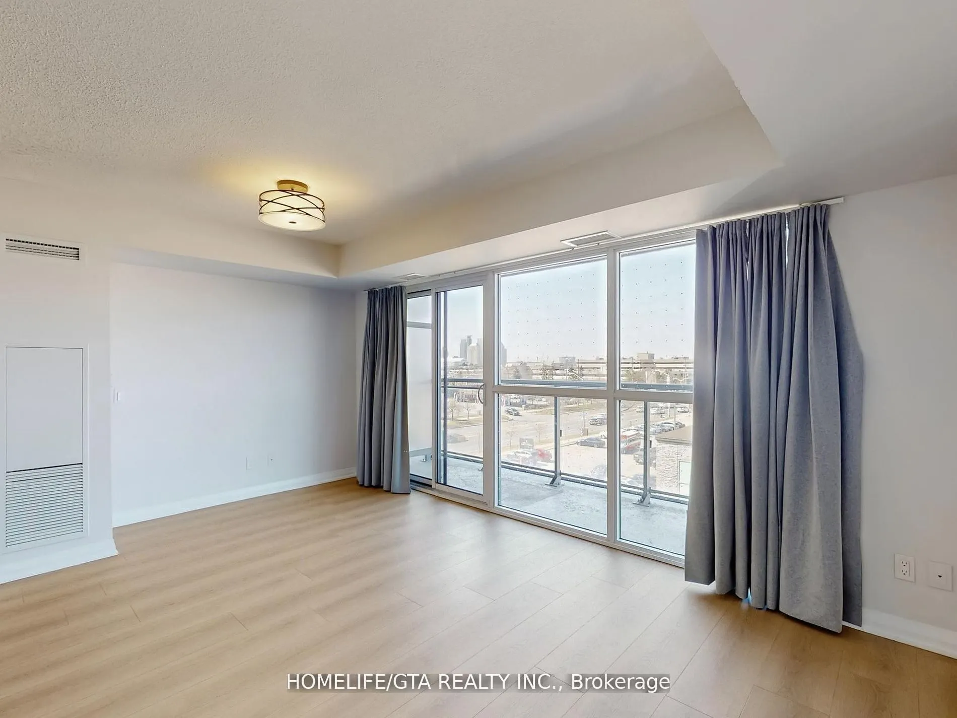 30 Meadowglen Place, #417