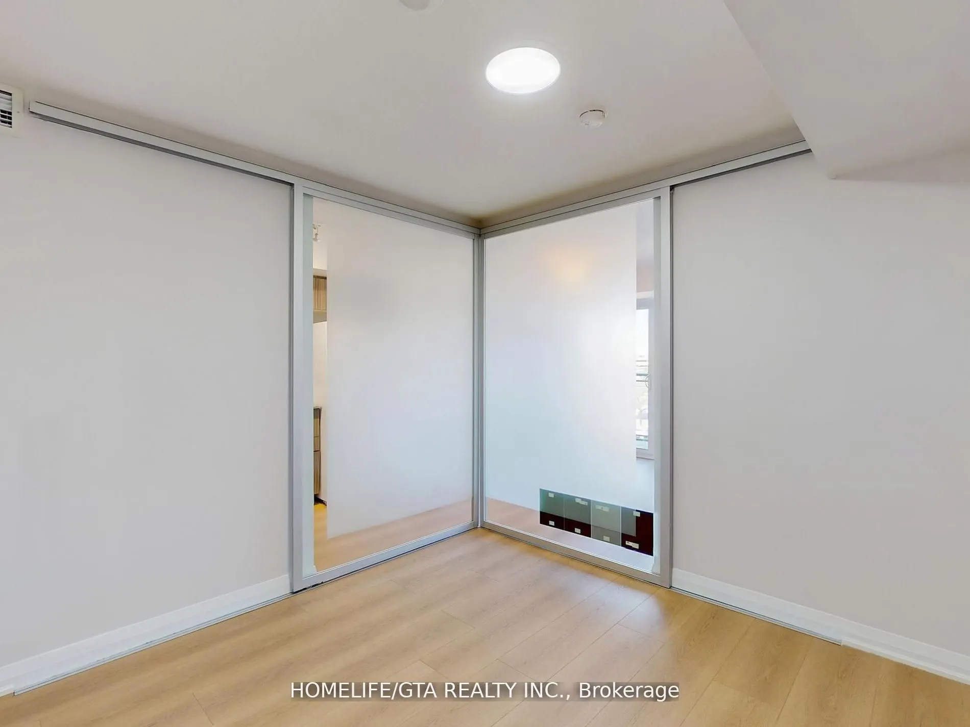 30 Meadowglen Place, #417