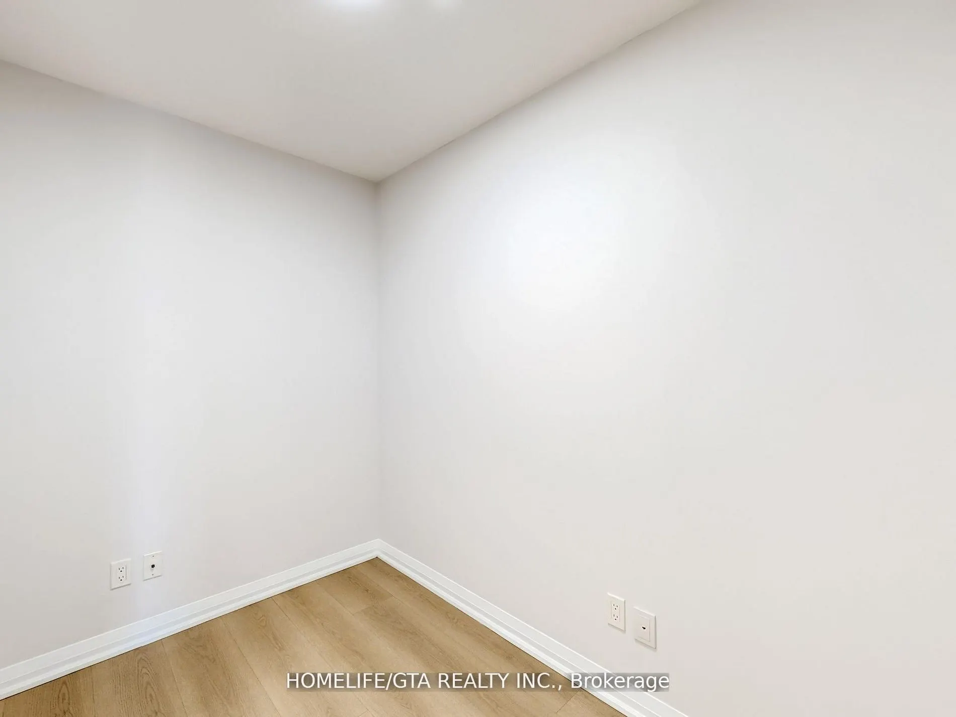 30 Meadowglen Place, #417