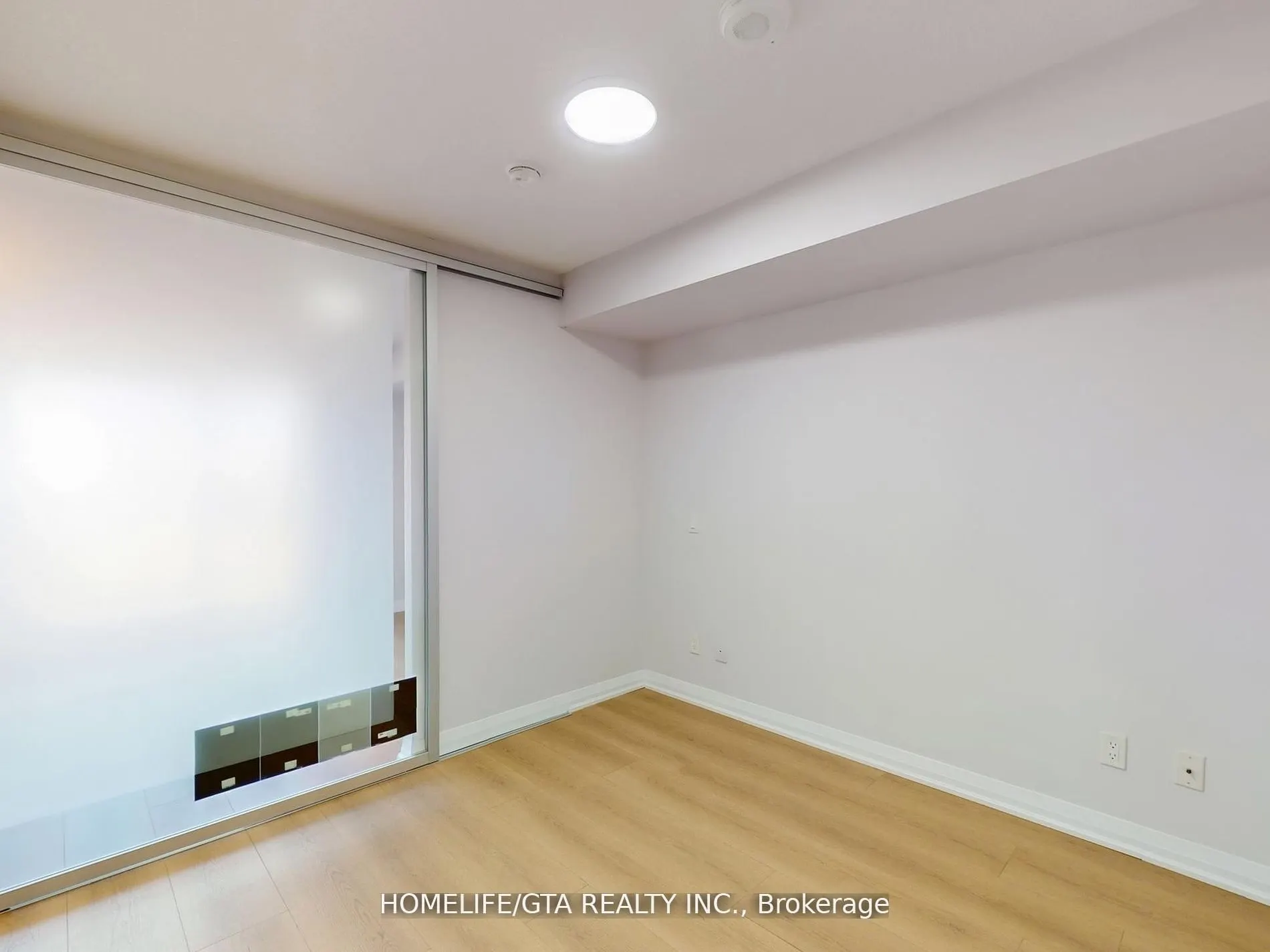30 Meadowglen Place, #417
