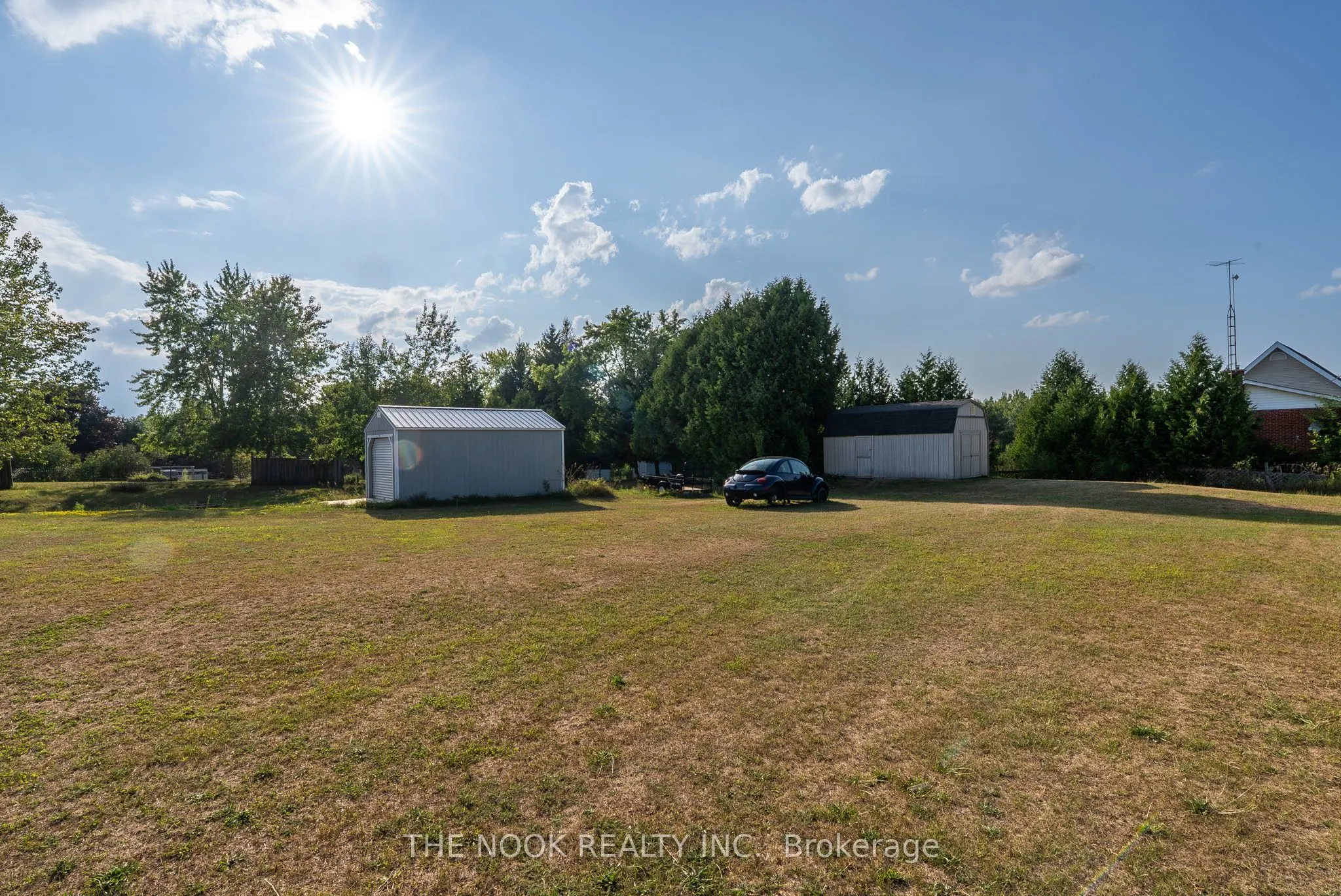 2943 Pine Point Road
