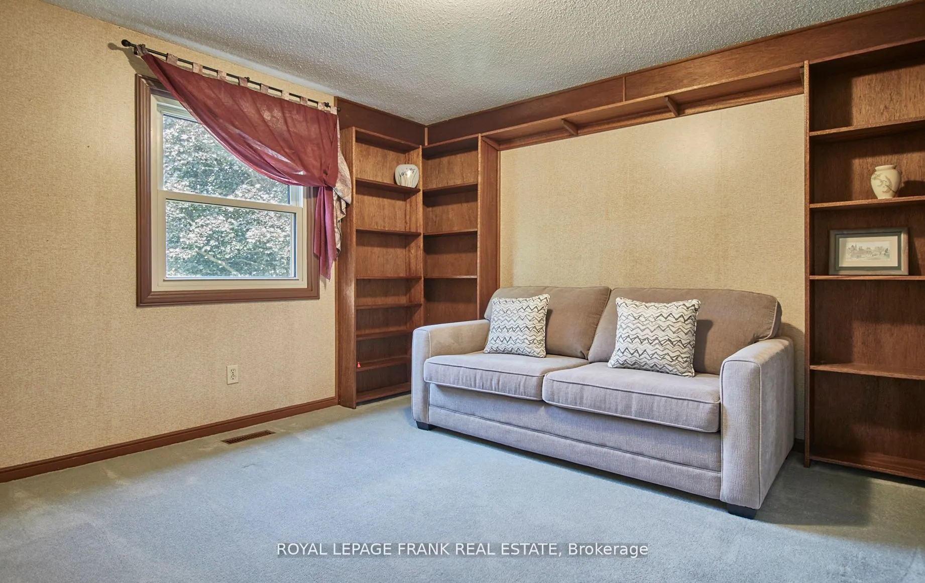 317 Prince Of Wales Drive