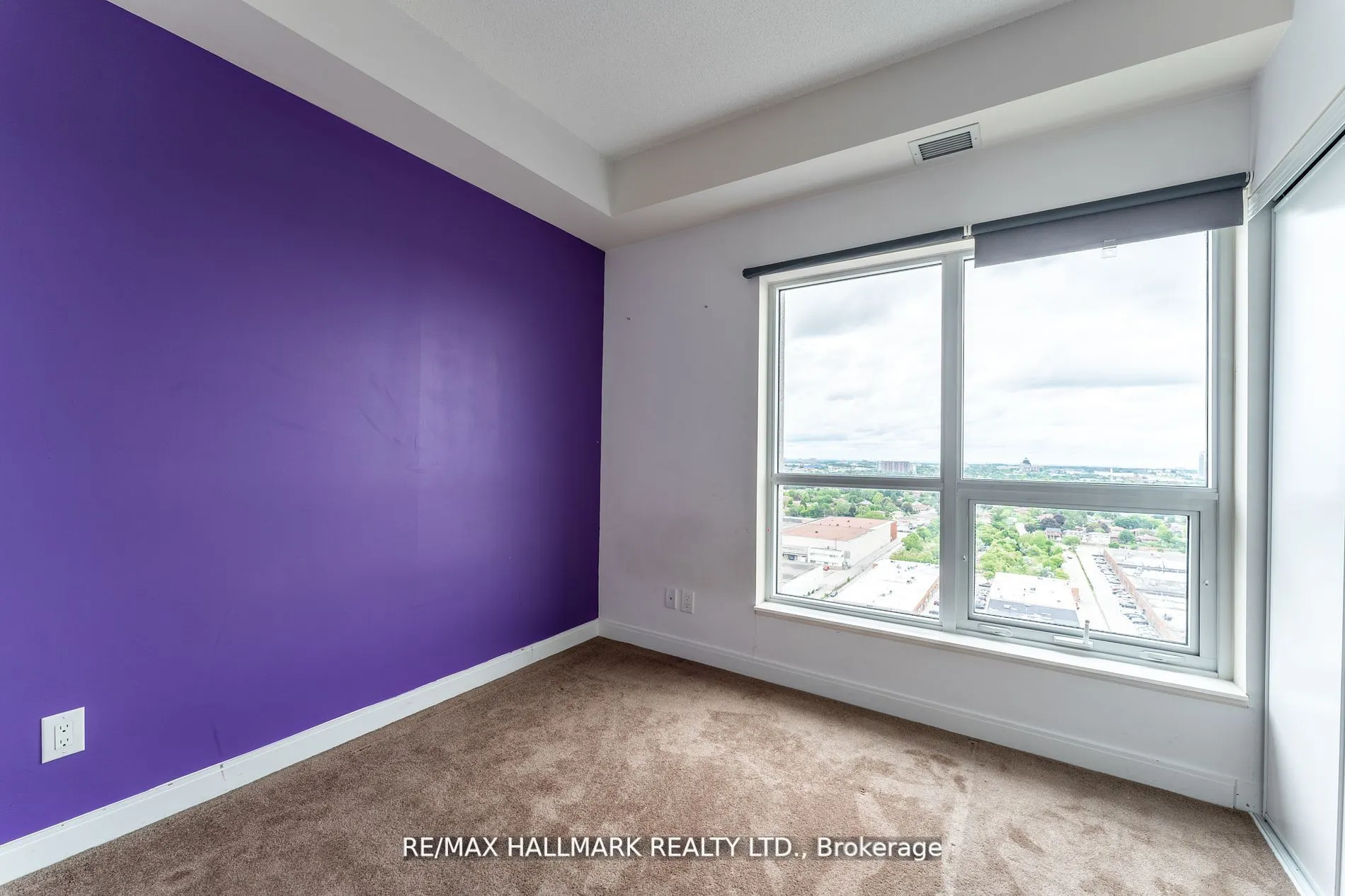181 Village Green Square, #2220