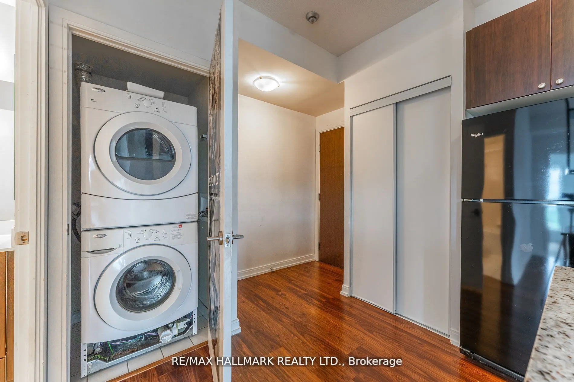 181 Village Green Square, #2220