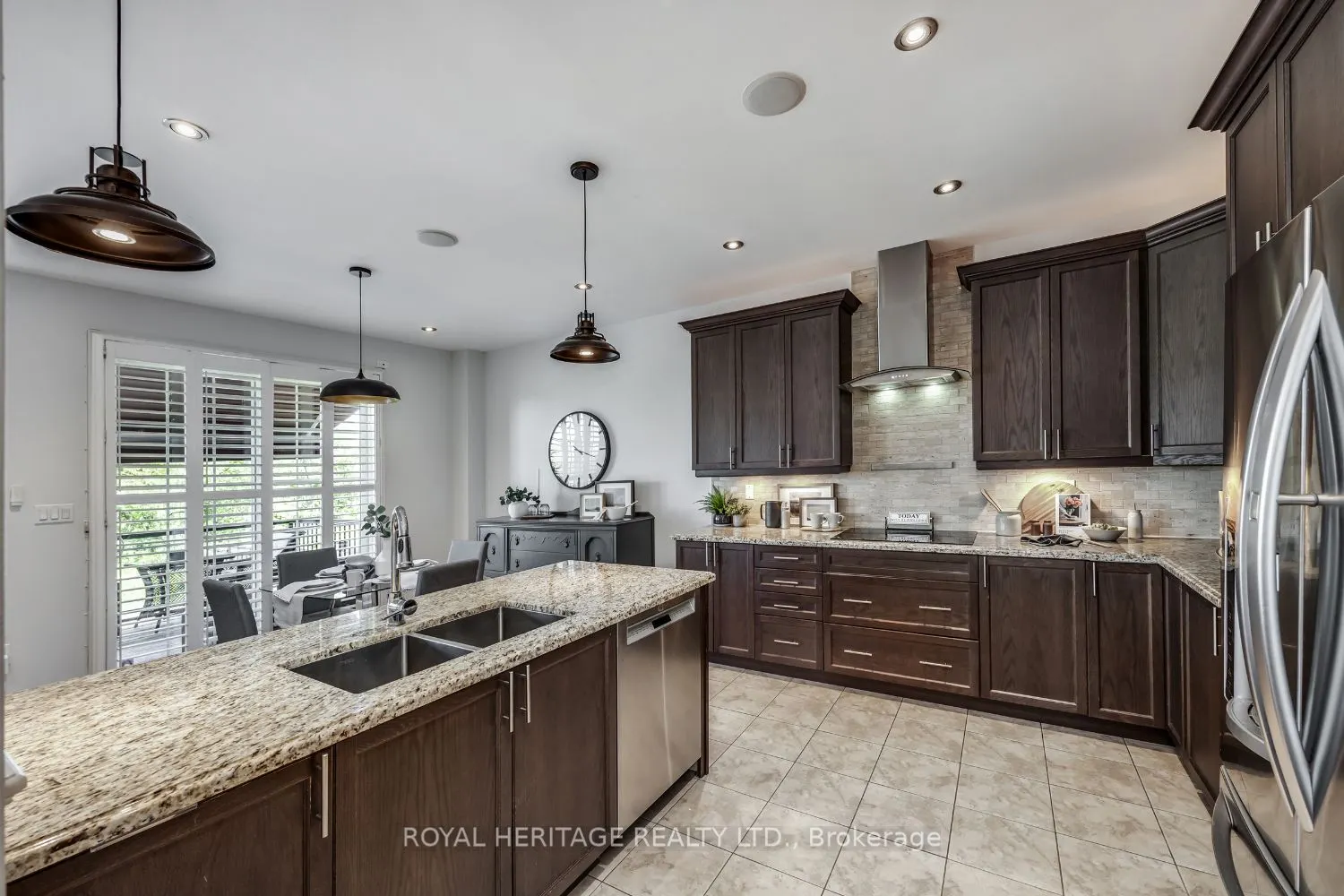 2341 Secreto Drive