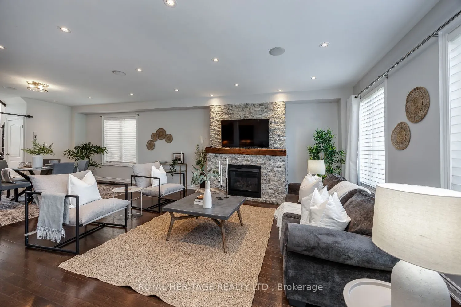 2341 Secreto Drive
