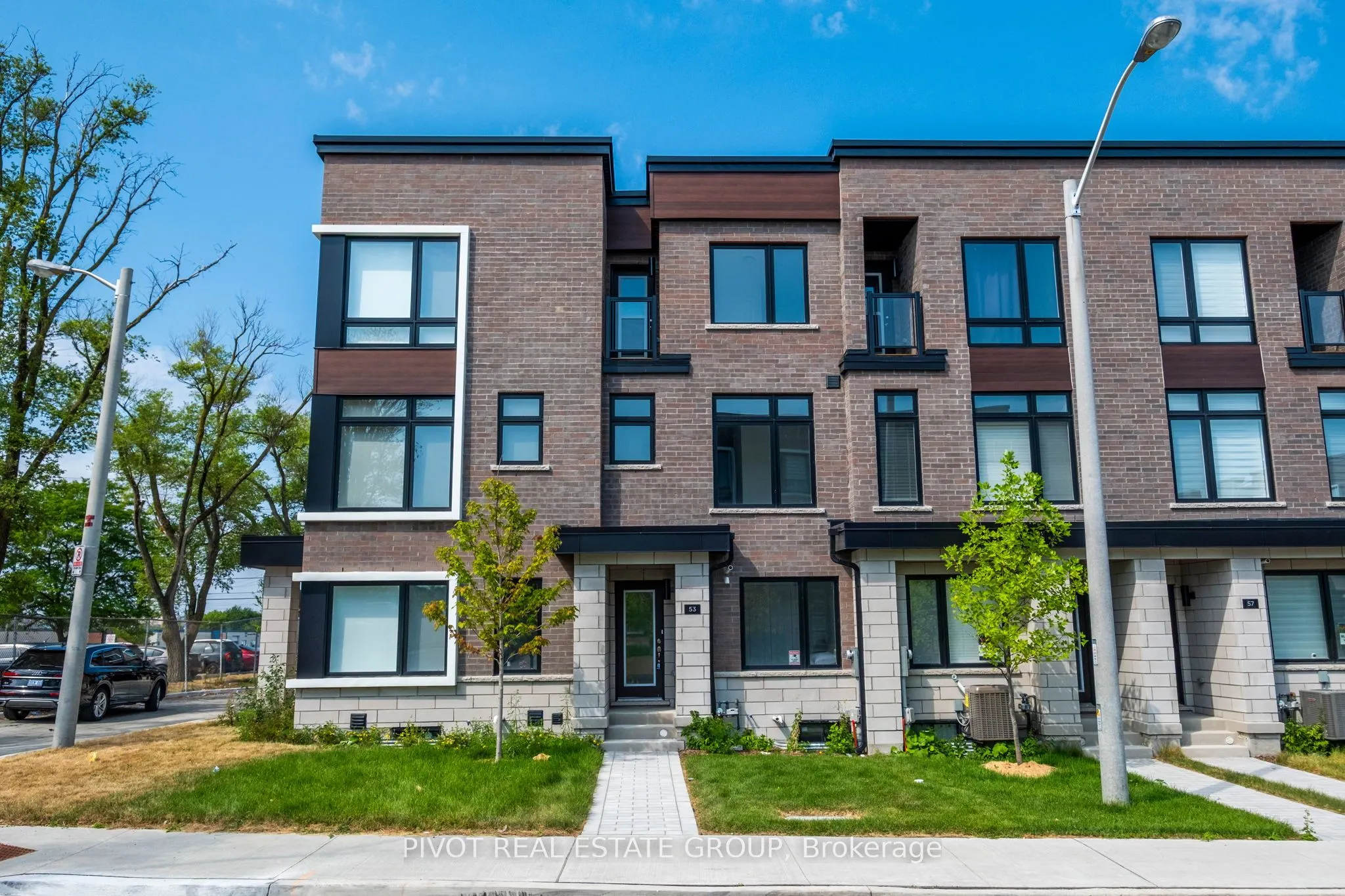 53 Akil Thomas Gardens
