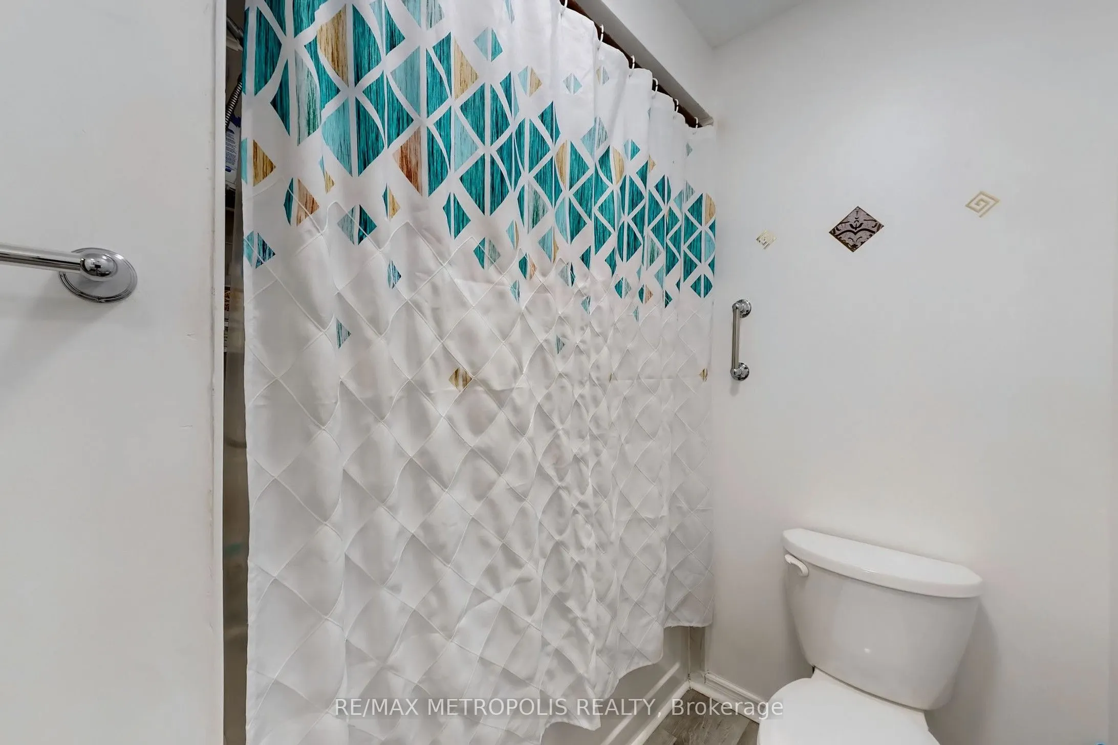 811 Wilson Road N, #20