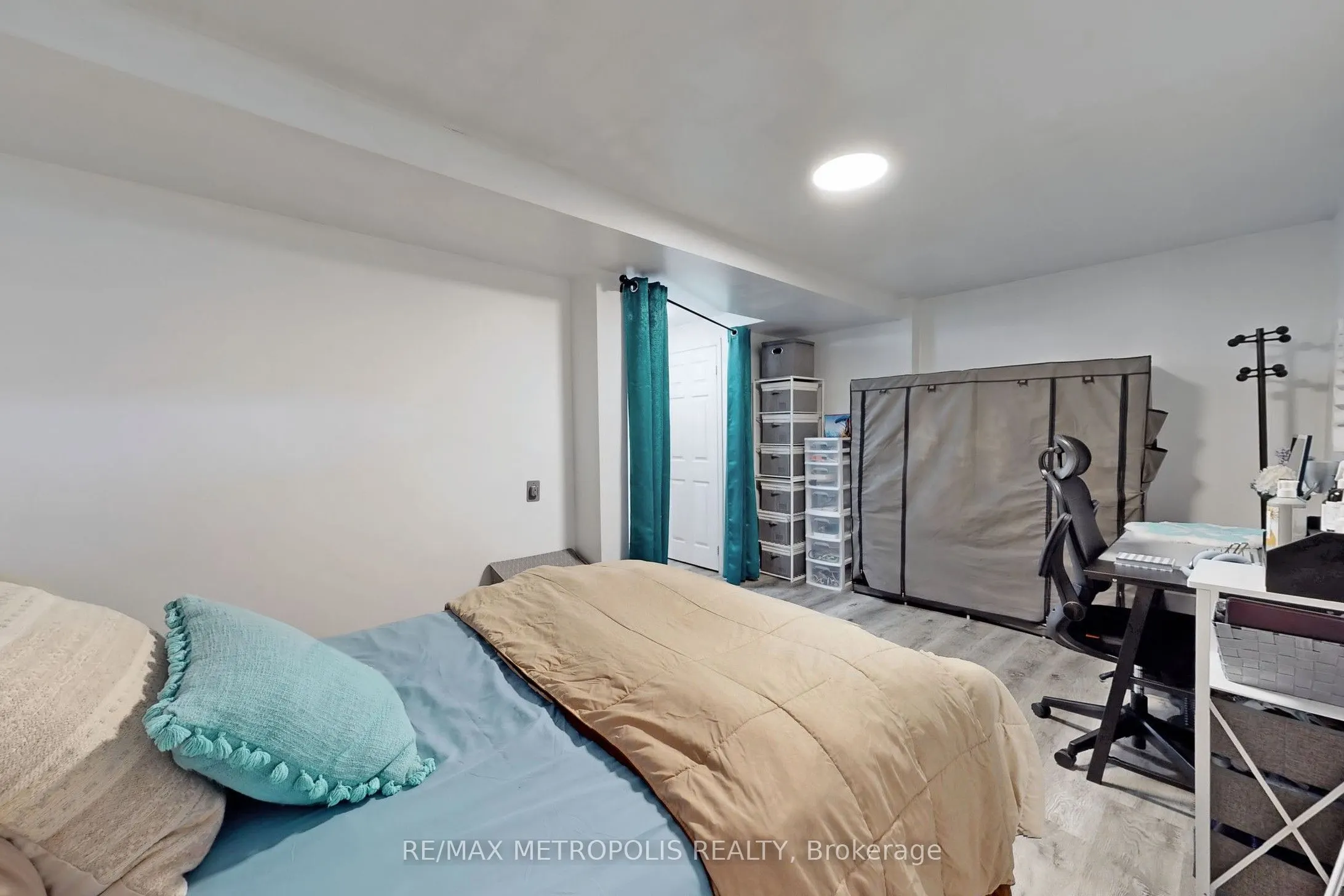 811 Wilson Road N, #20
