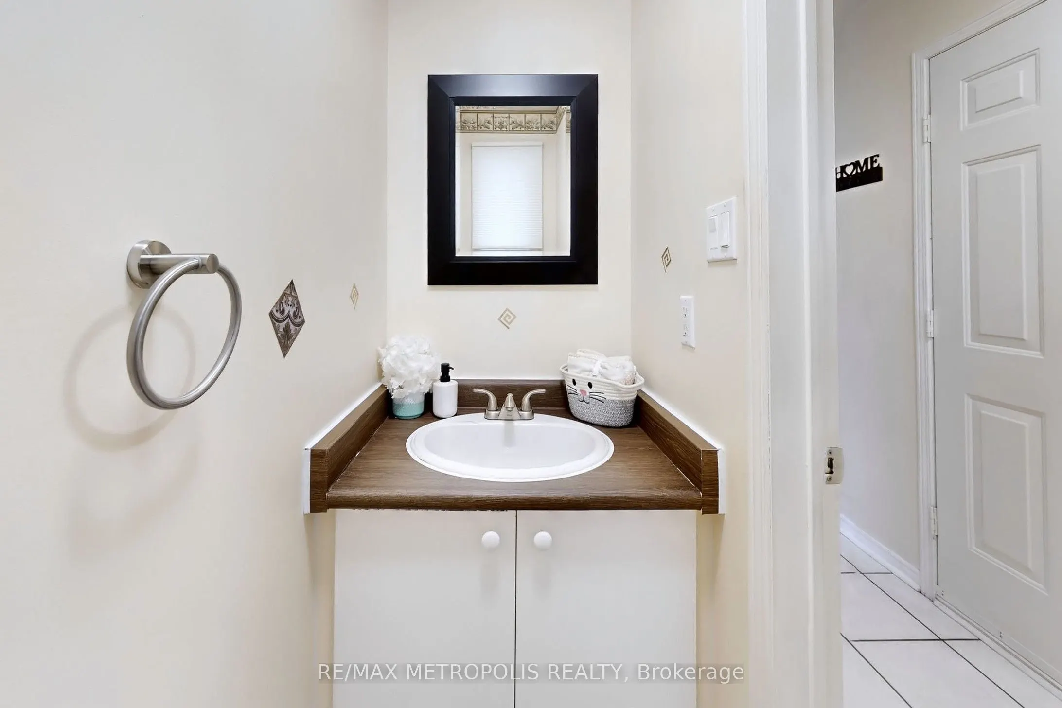 811 Wilson Road N, #20