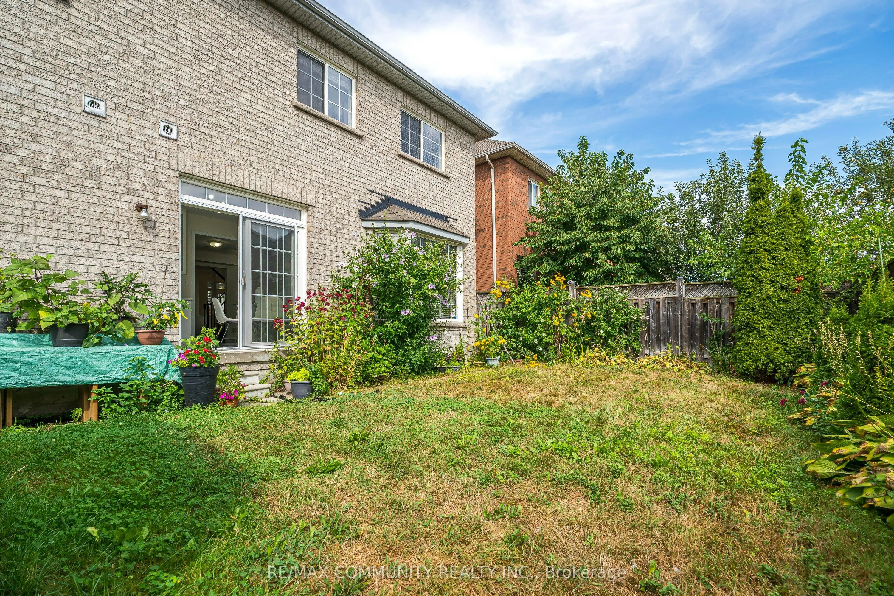 7 Cragg Crescent