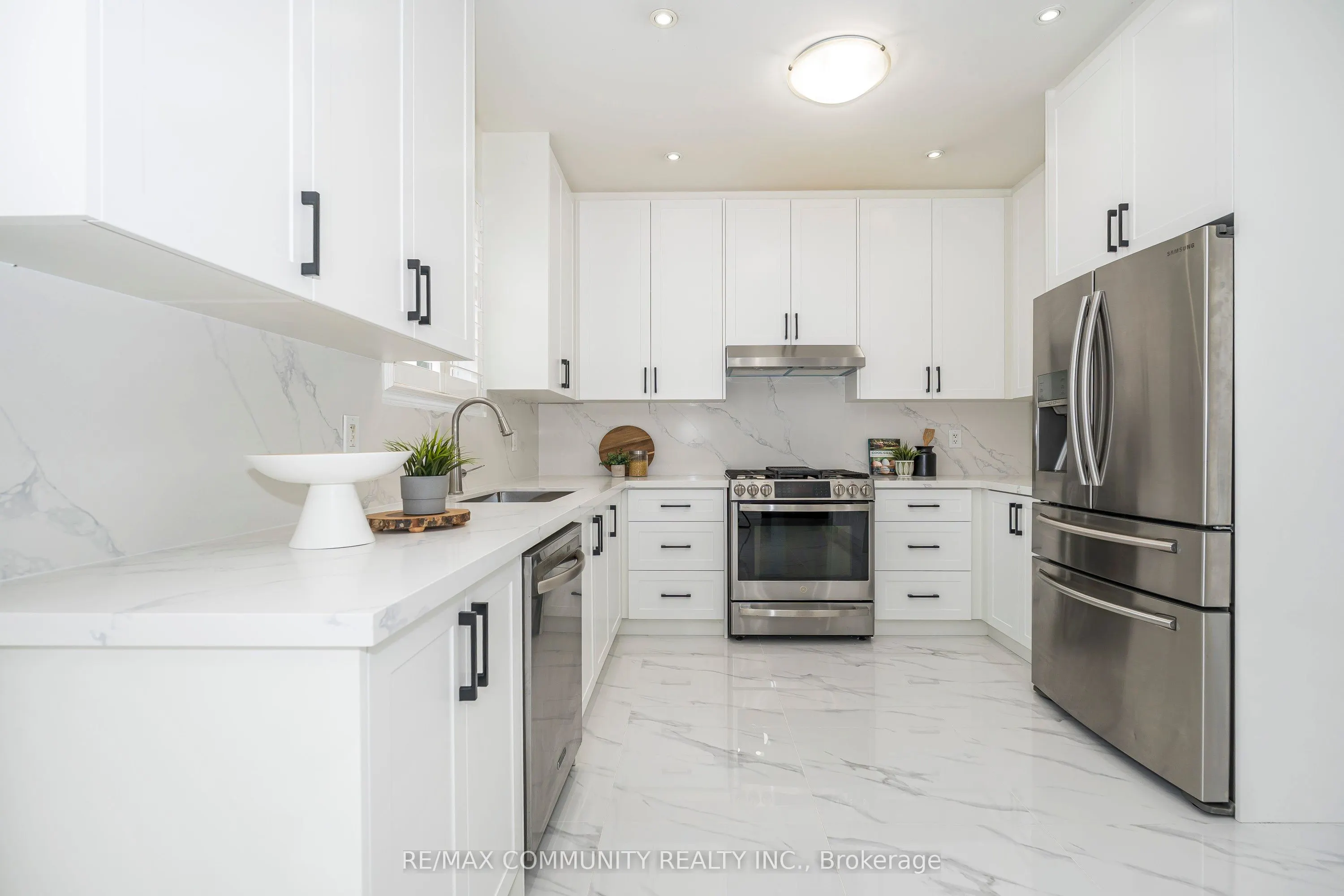 7 Cragg Crescent