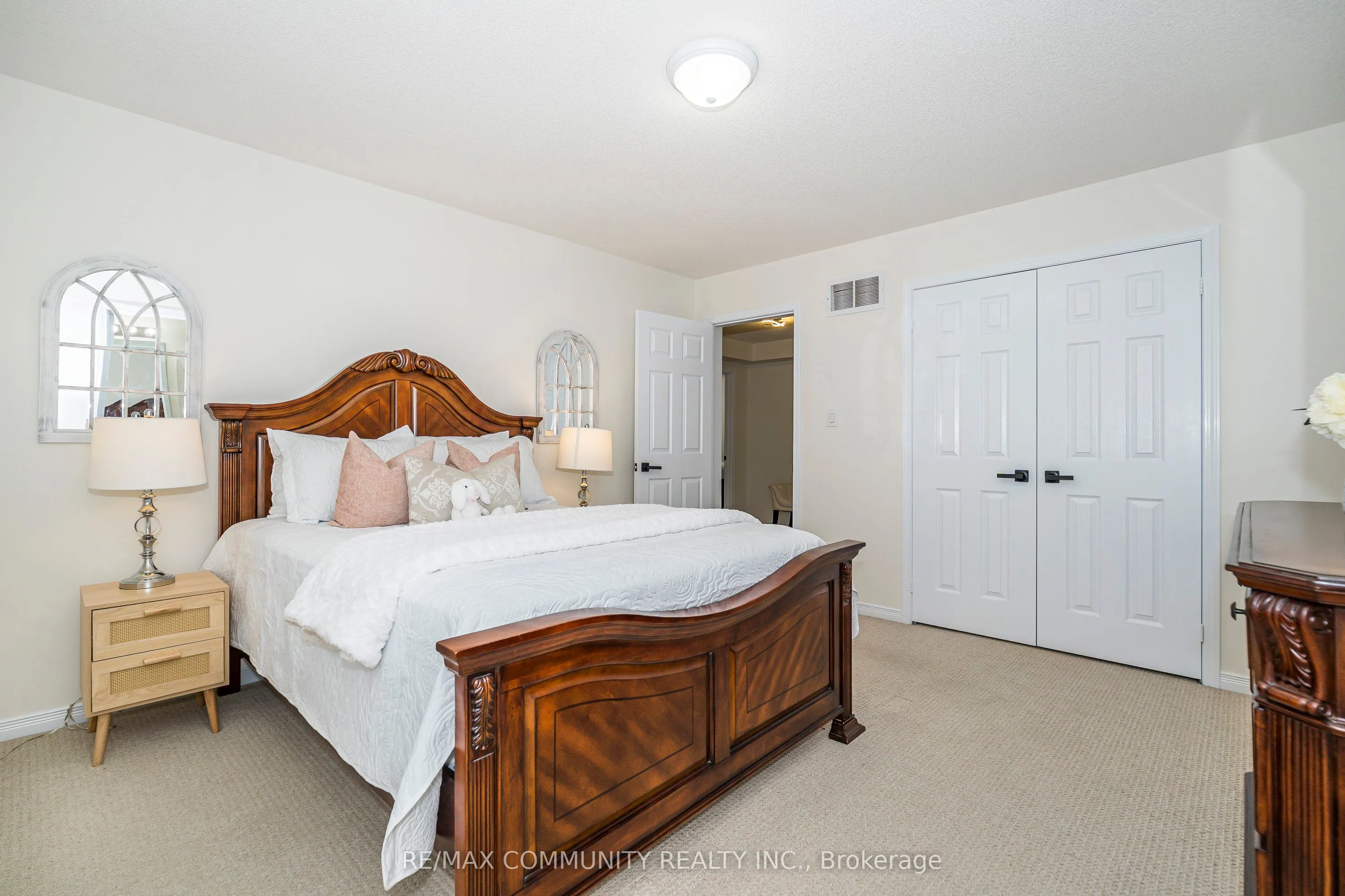7 Cragg Crescent