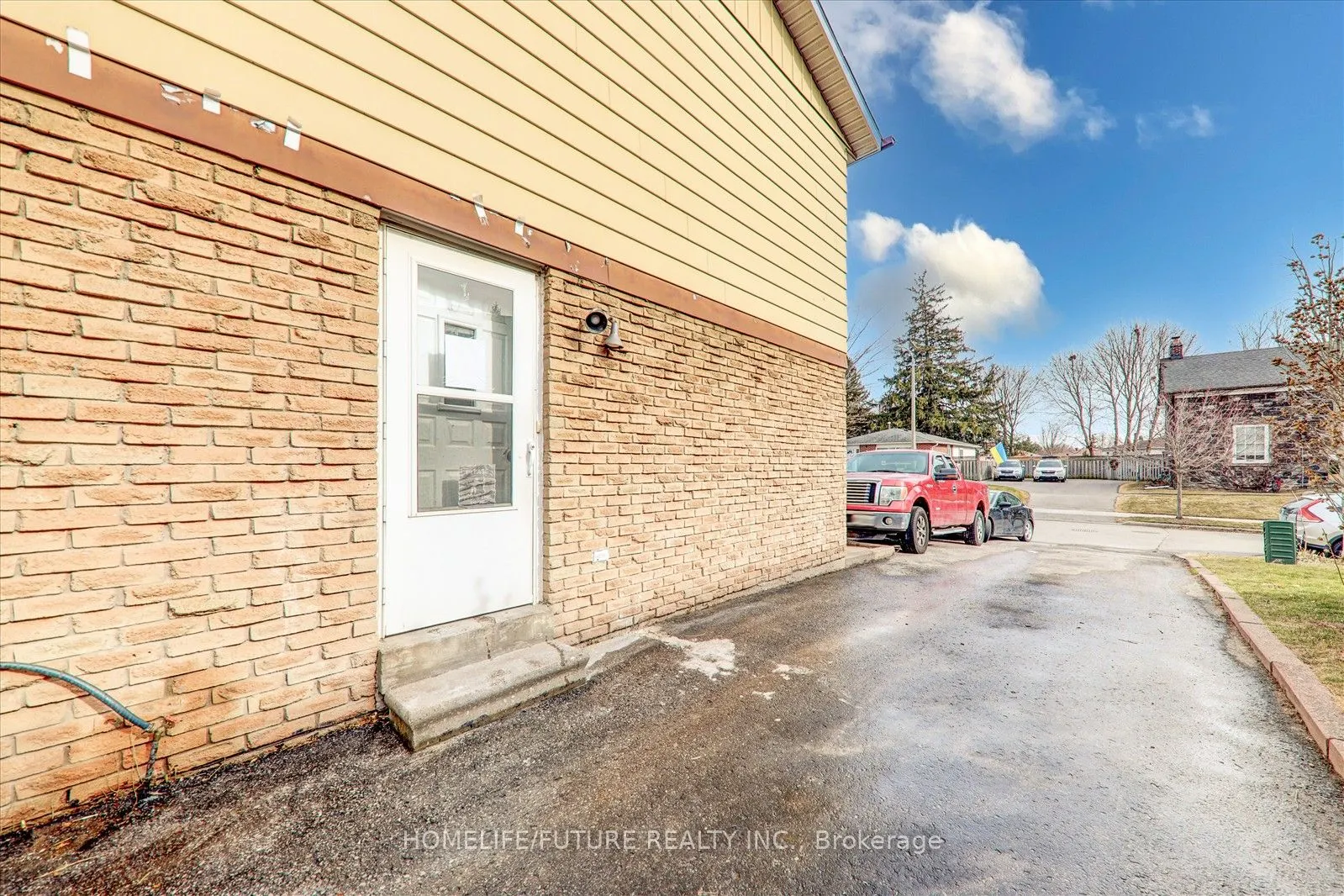 97 Dunsfold Drive