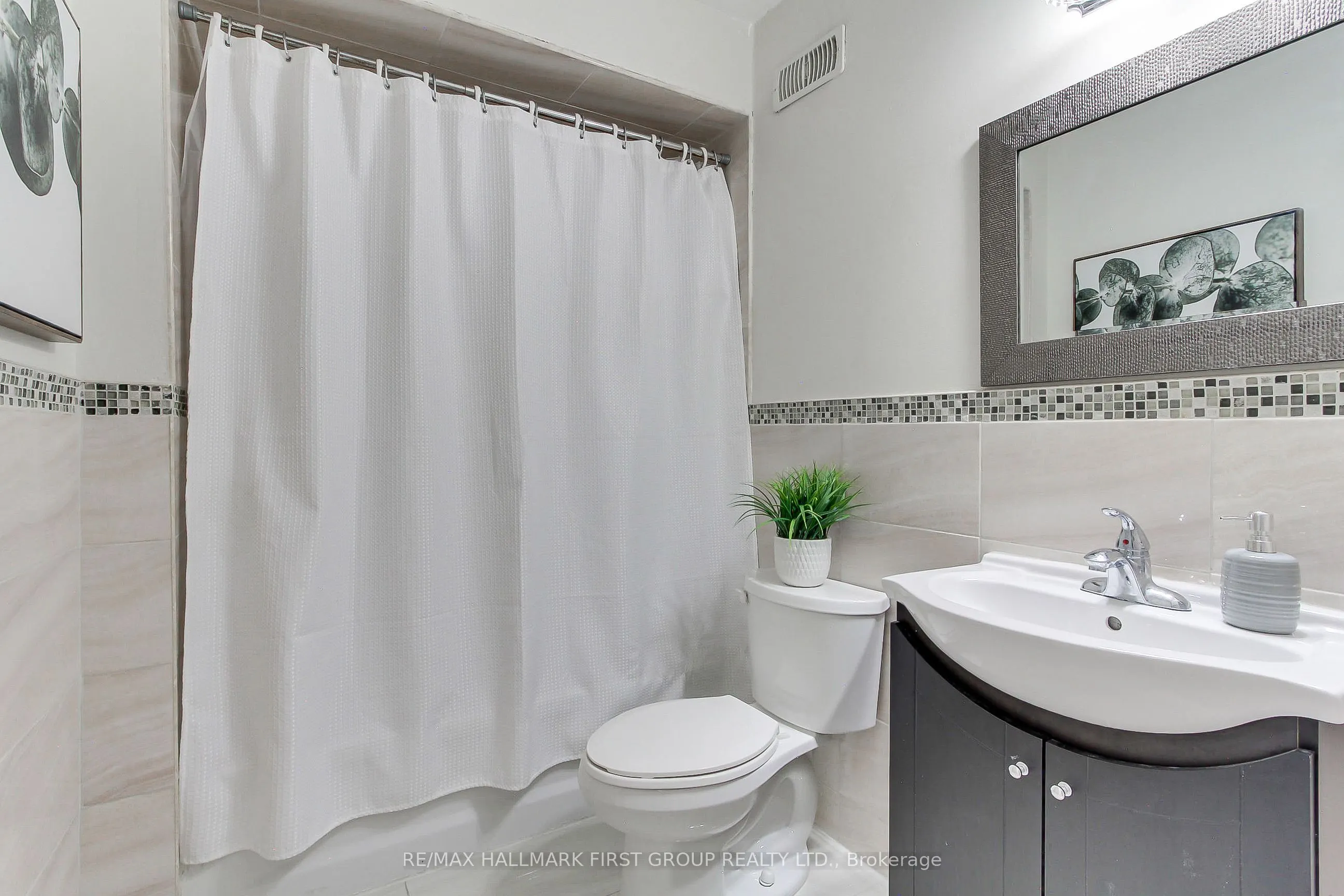 10 Rodda Boulevard, #41