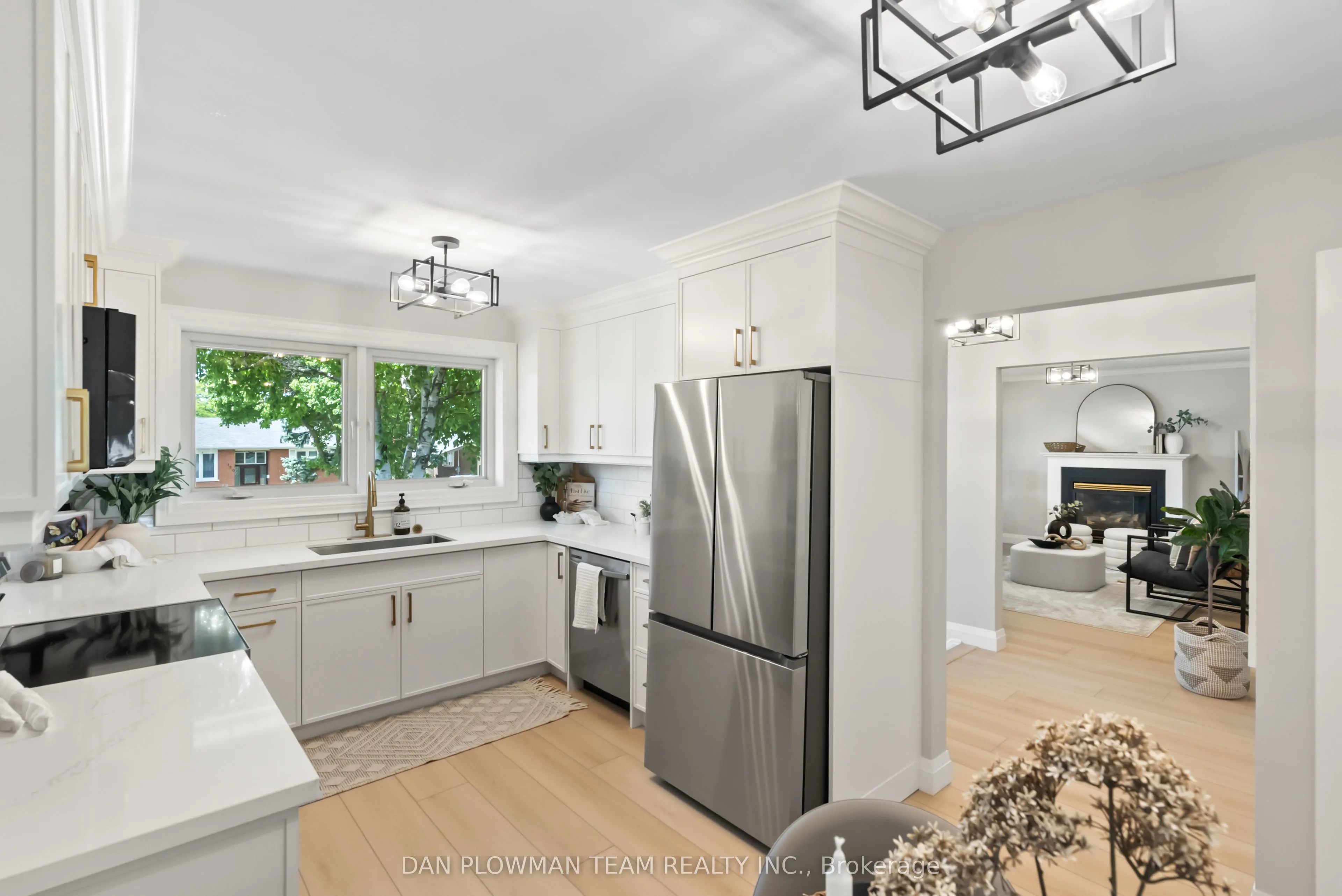 119 Thorncliffe Street