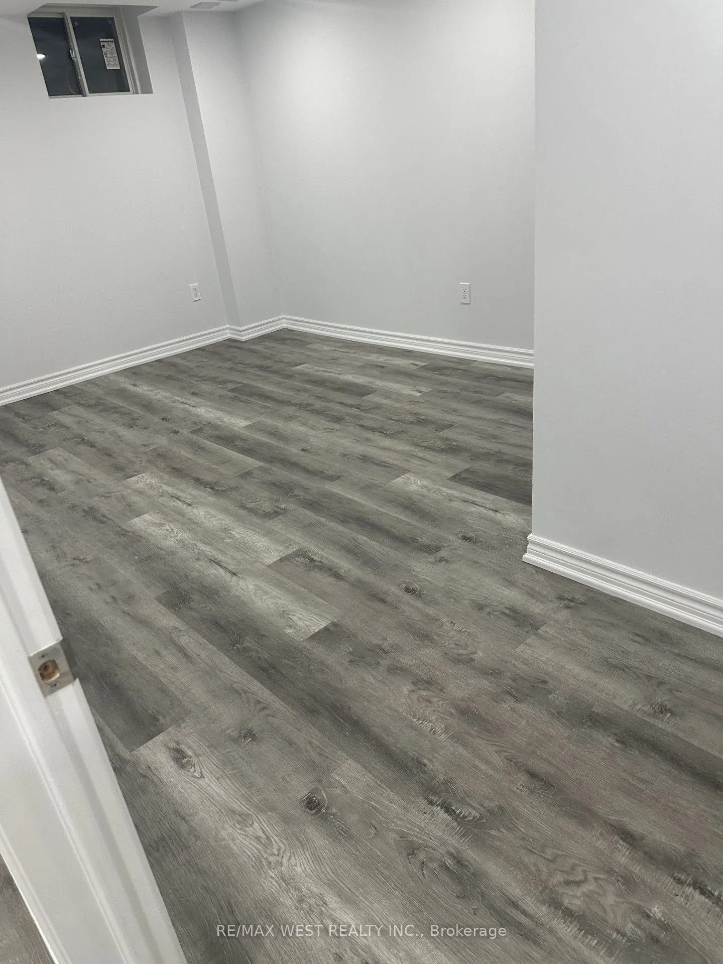 7 Skelton Crescent, #Bsmt