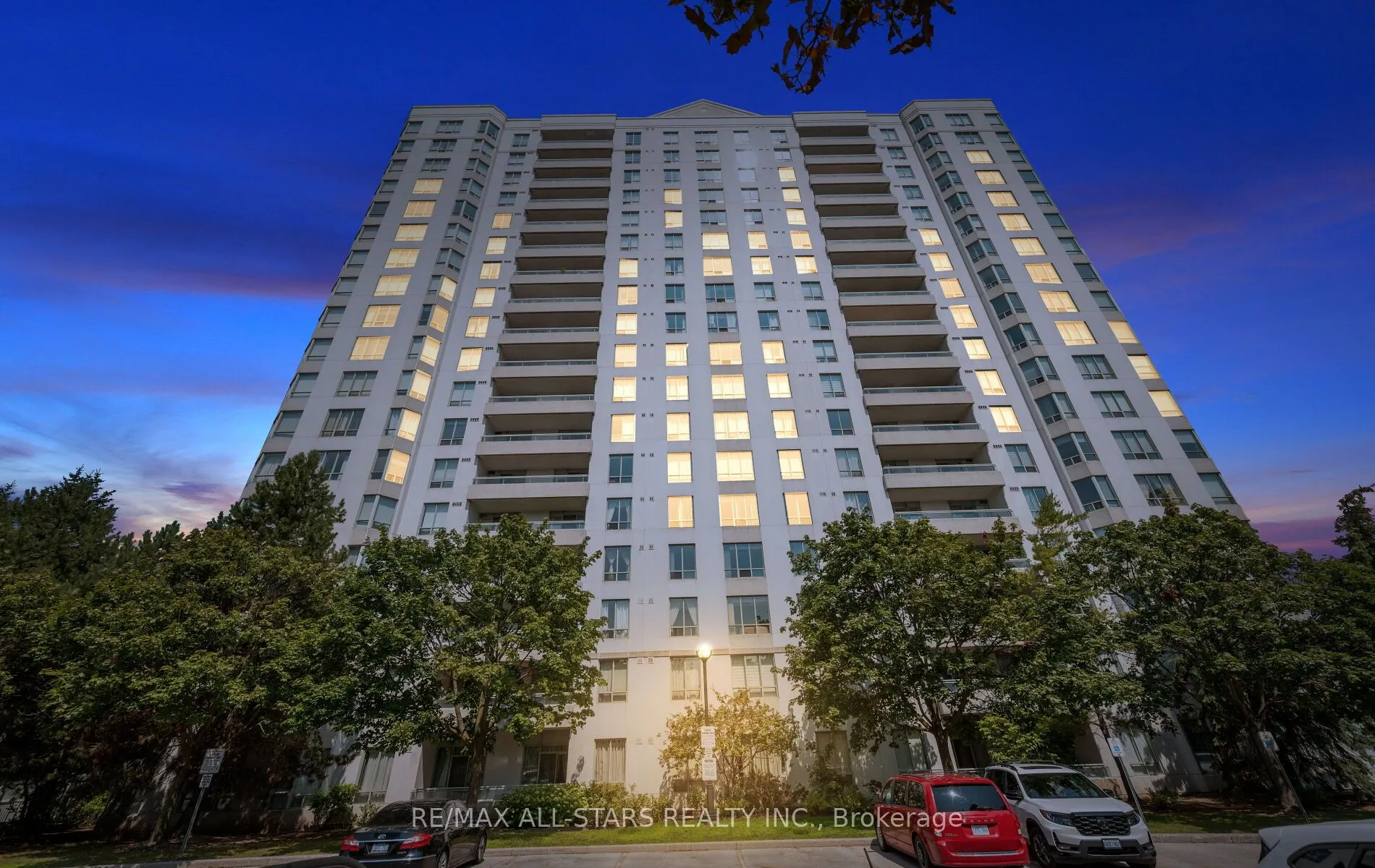 5001 Finch Avenue E, #302