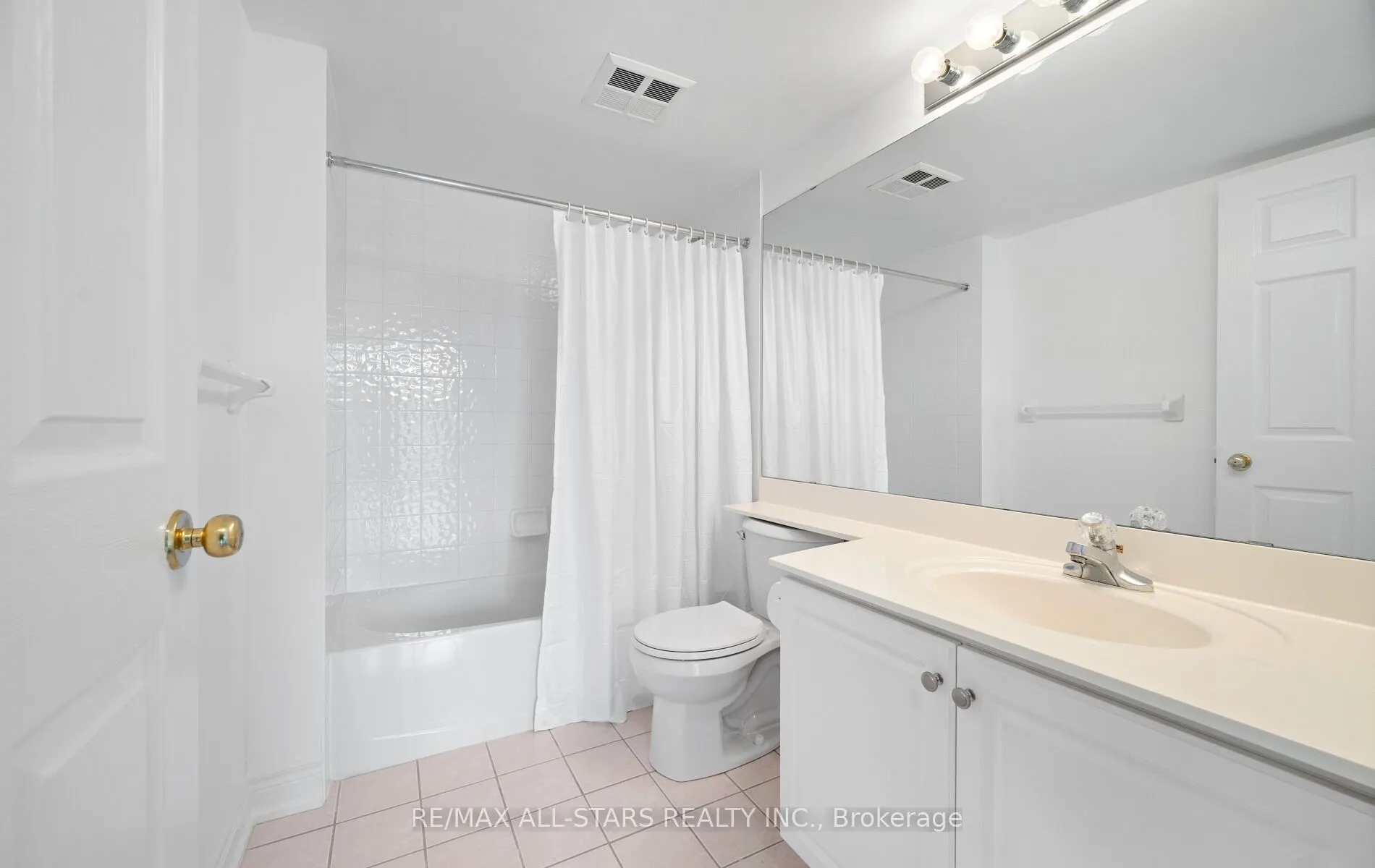 5001 Finch Avenue E, #302