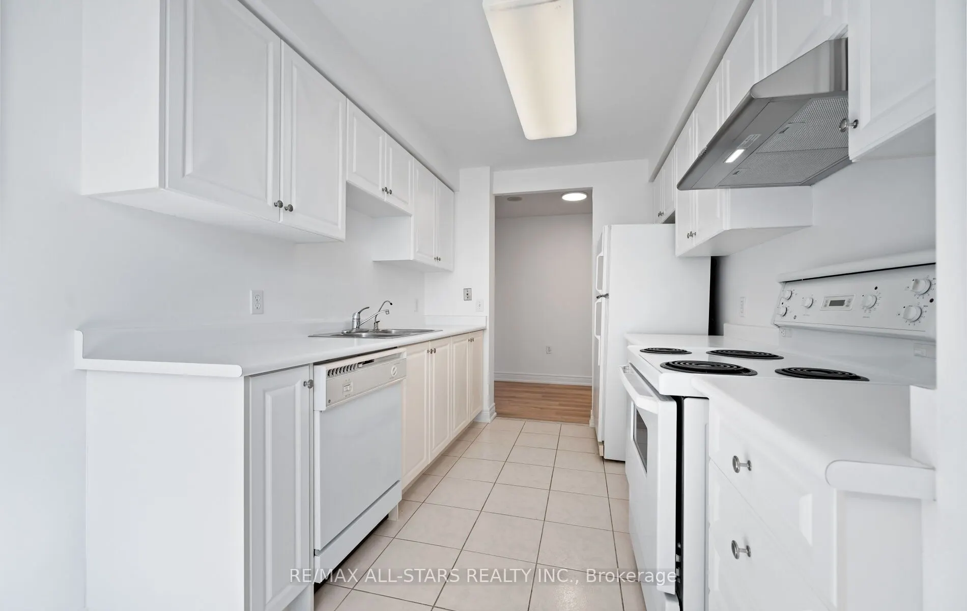 5001 Finch Avenue E, #302