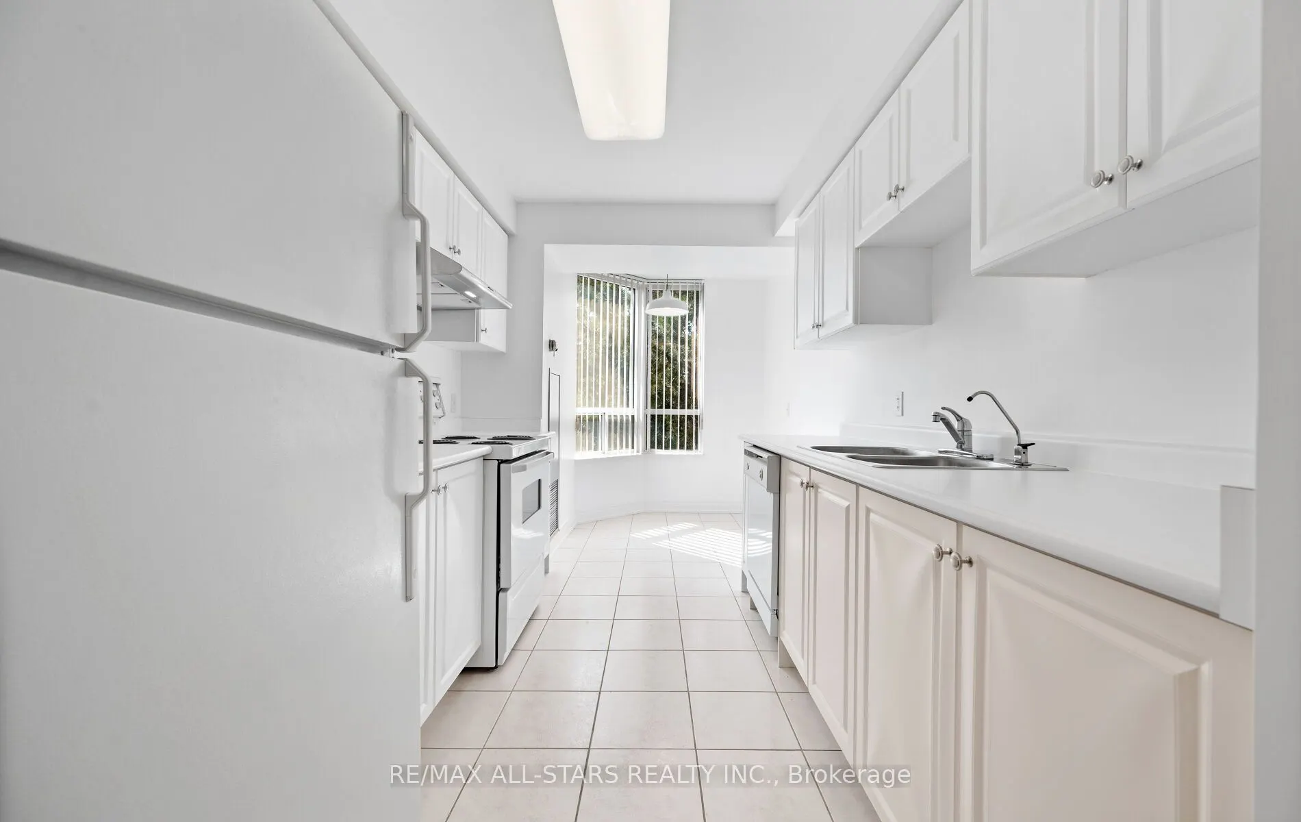 5001 Finch Avenue E, #302