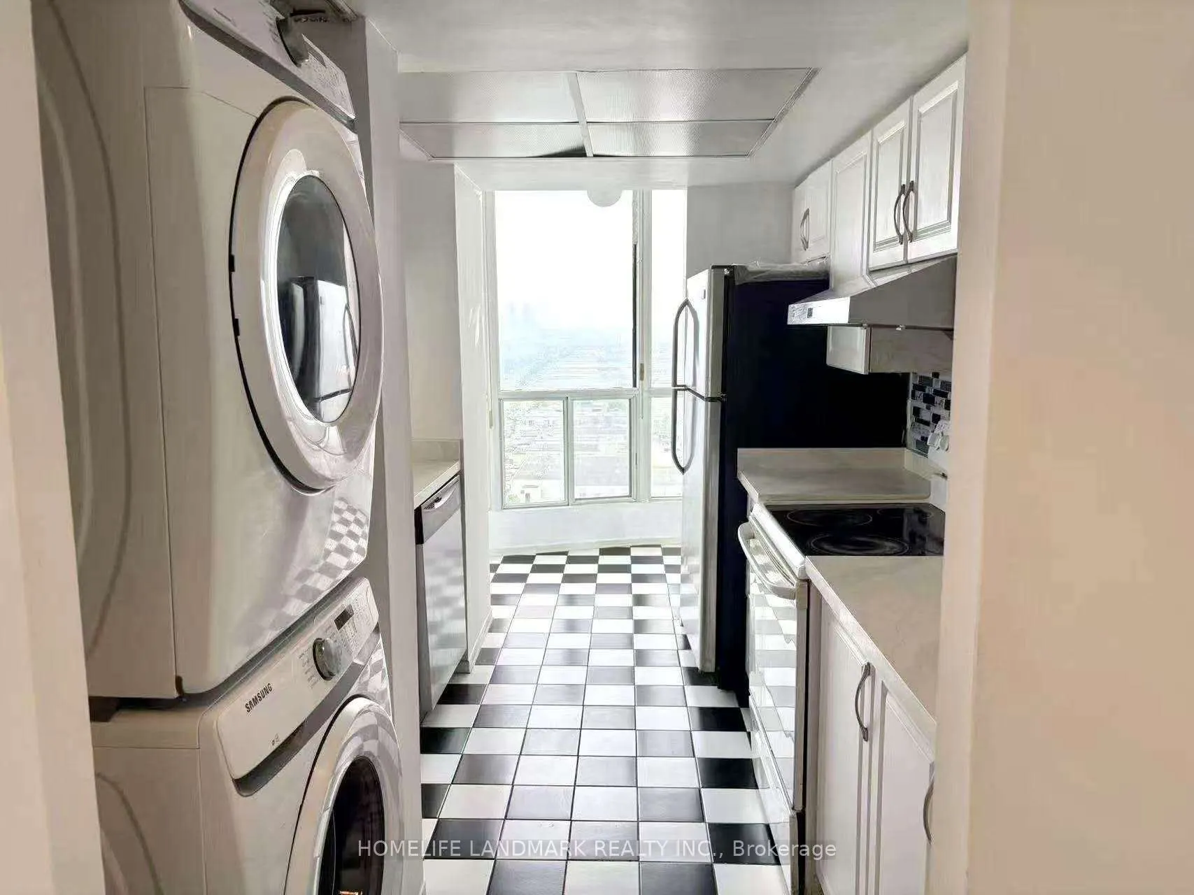 2550 LAWRENCE Avenue E, #1803