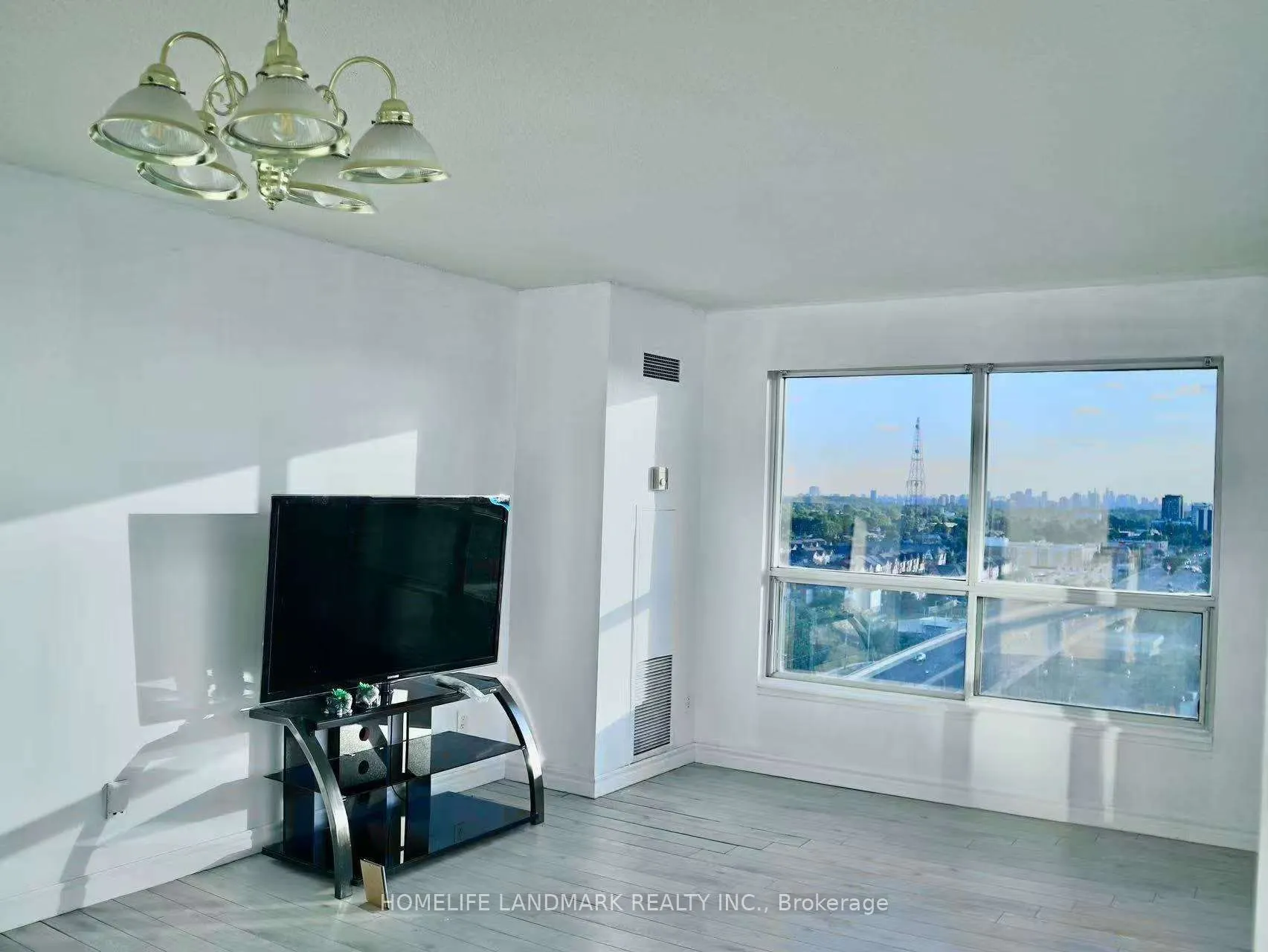 2550 LAWRENCE Avenue E, #1803