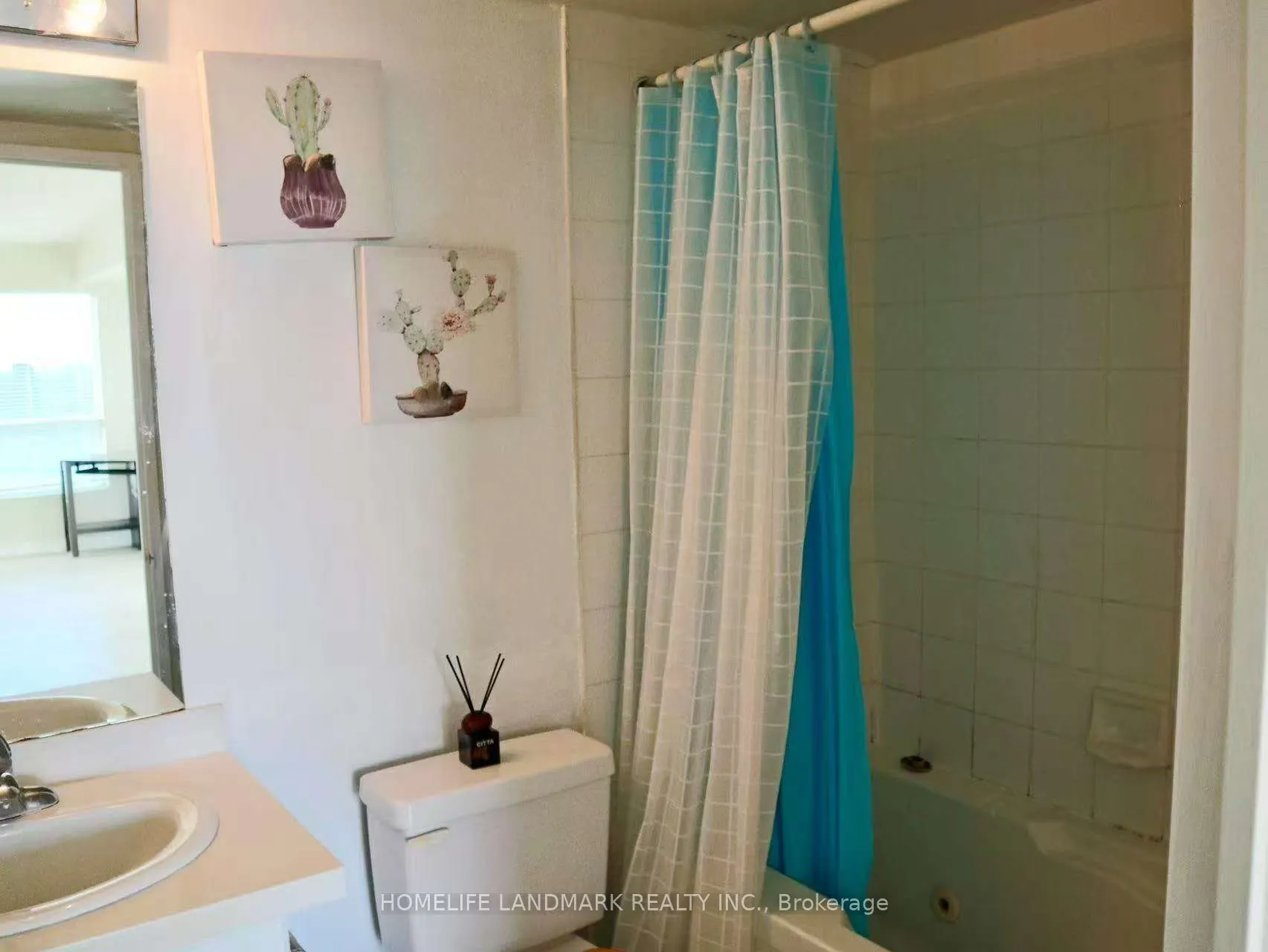 2550 LAWRENCE Avenue E, #1803