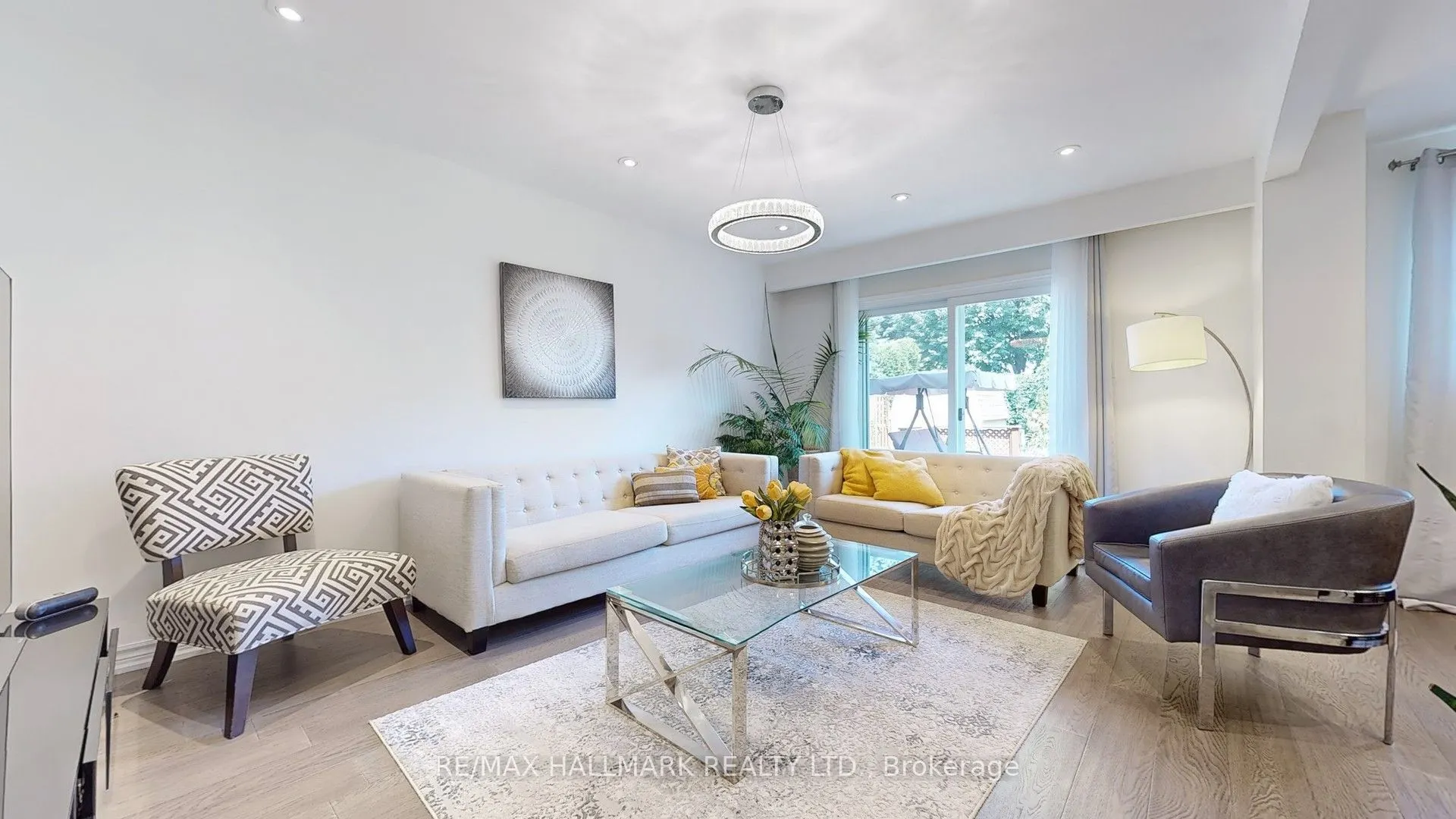 249 Kensington Crescent