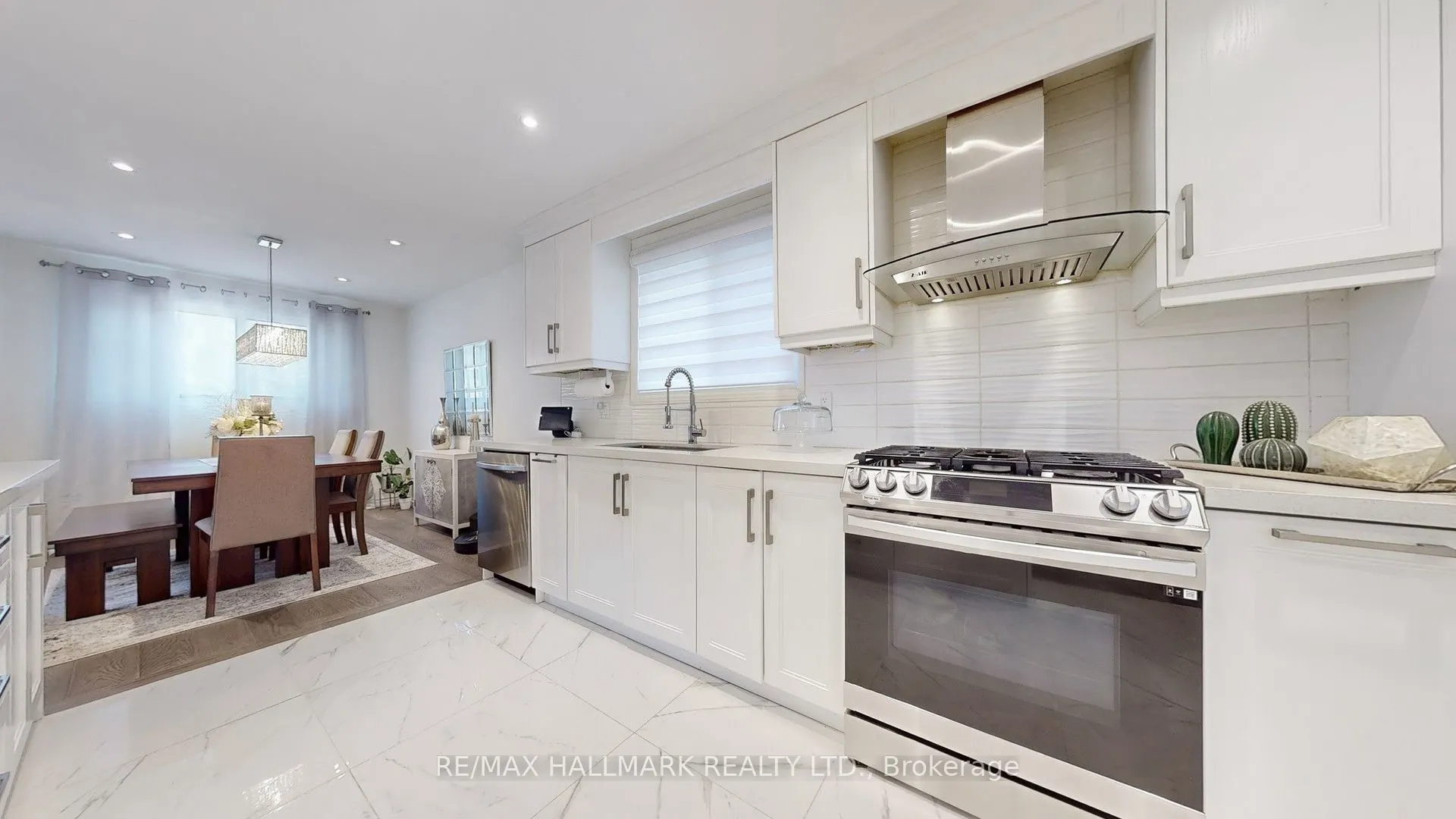 249 Kensington Crescent