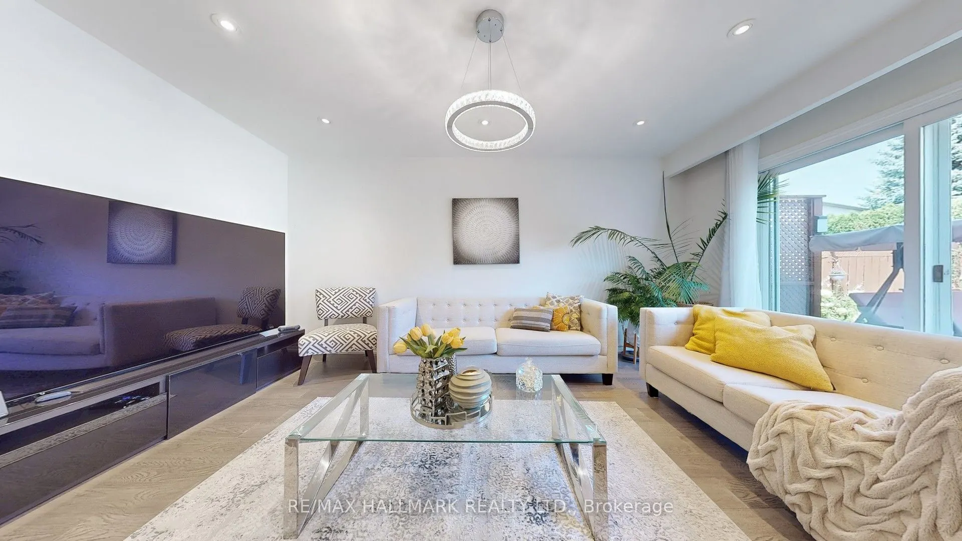 249 Kensington Crescent