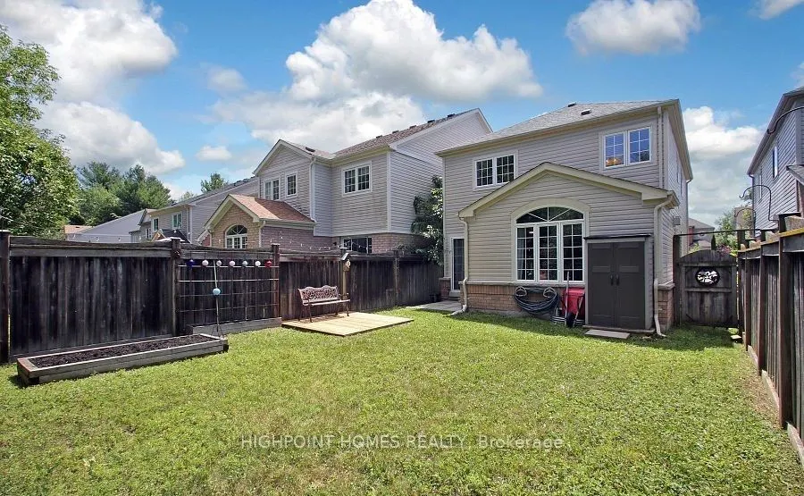 50 Beachgrove Crescent