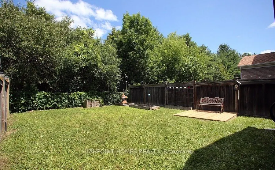 50 Beachgrove Crescent