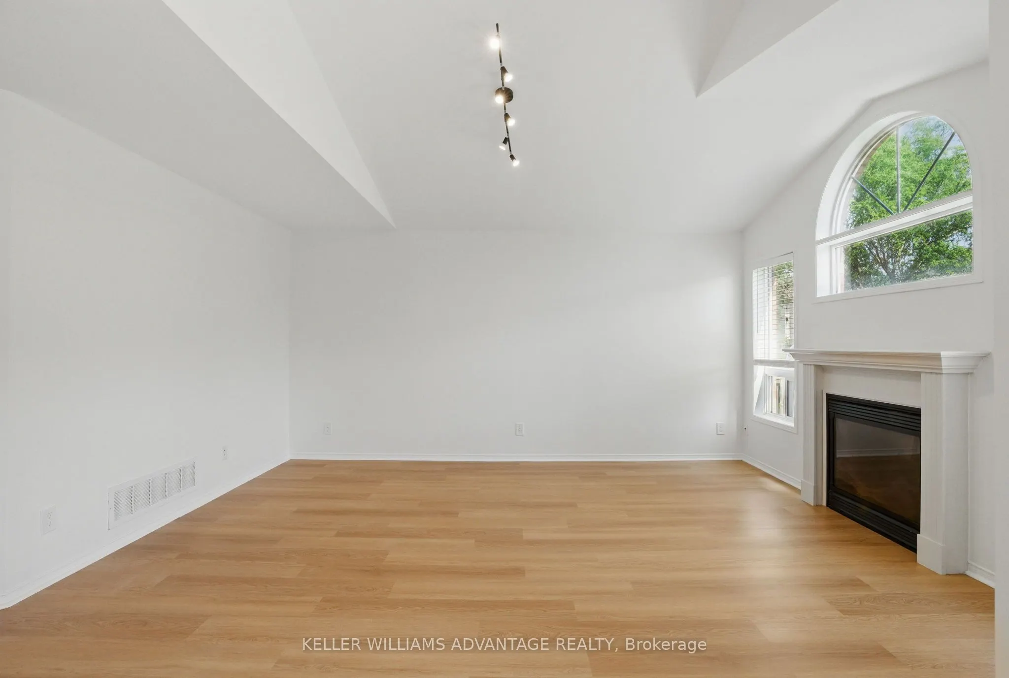 23 Kressman Court N
