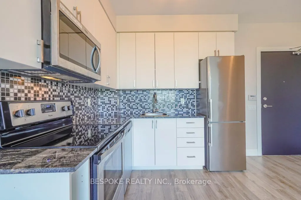 22 East Haven Drive, #PH17