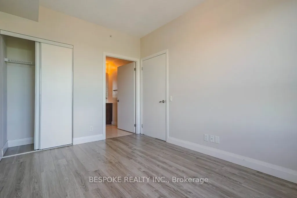 22 East Haven Drive, #PH17
