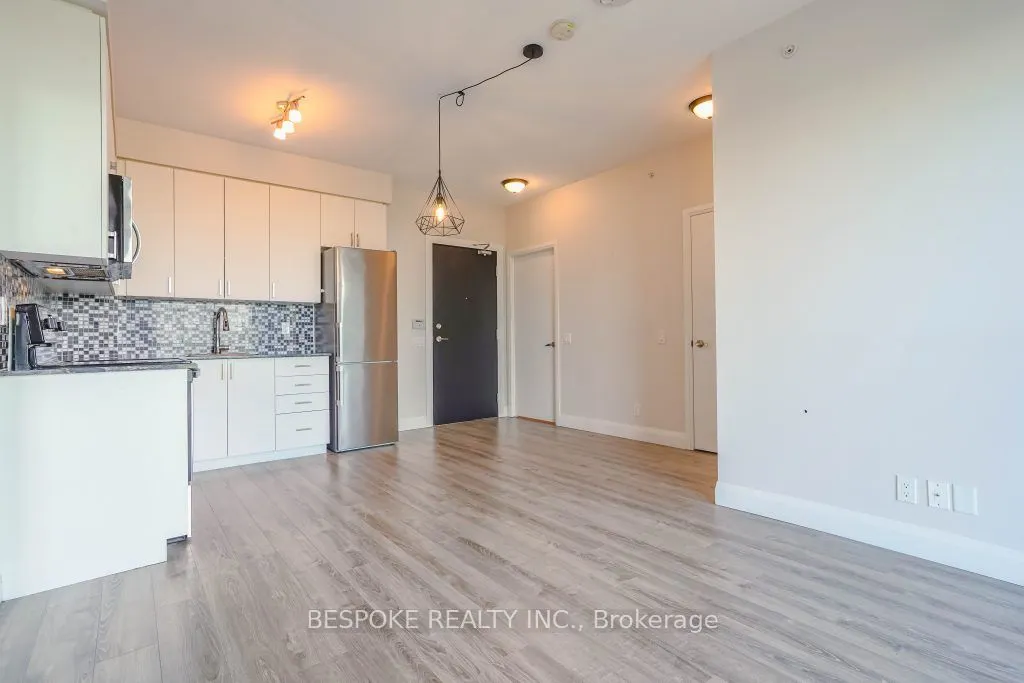 22 East Haven Drive, #PH17