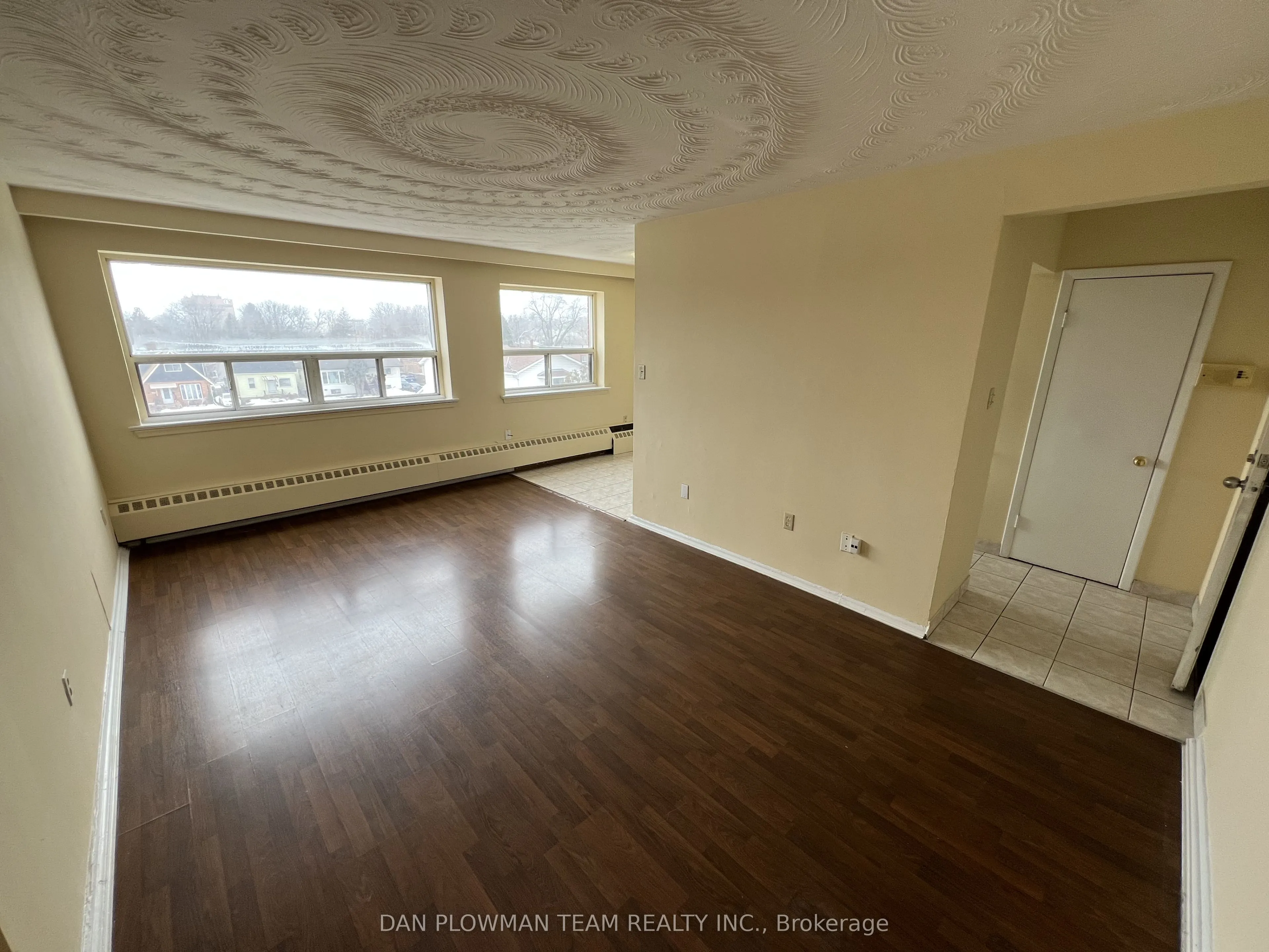 170 Park Road S, #303