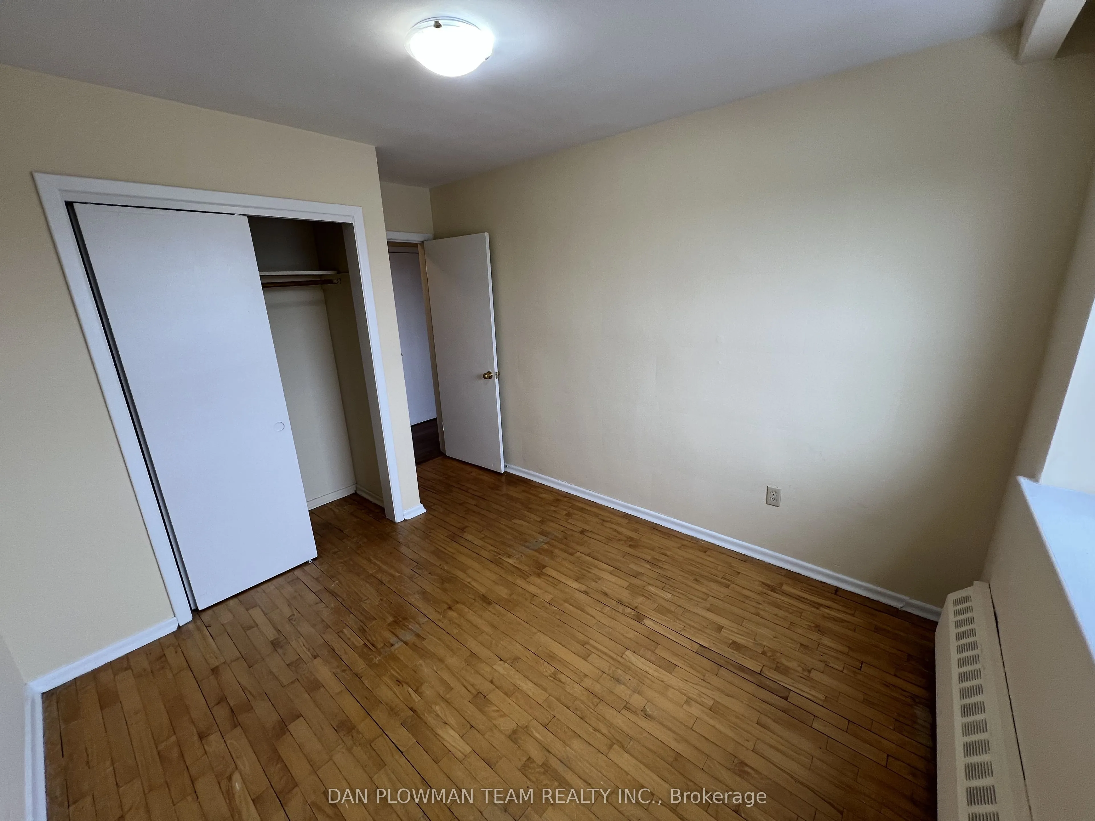 170 Park Road S, #303