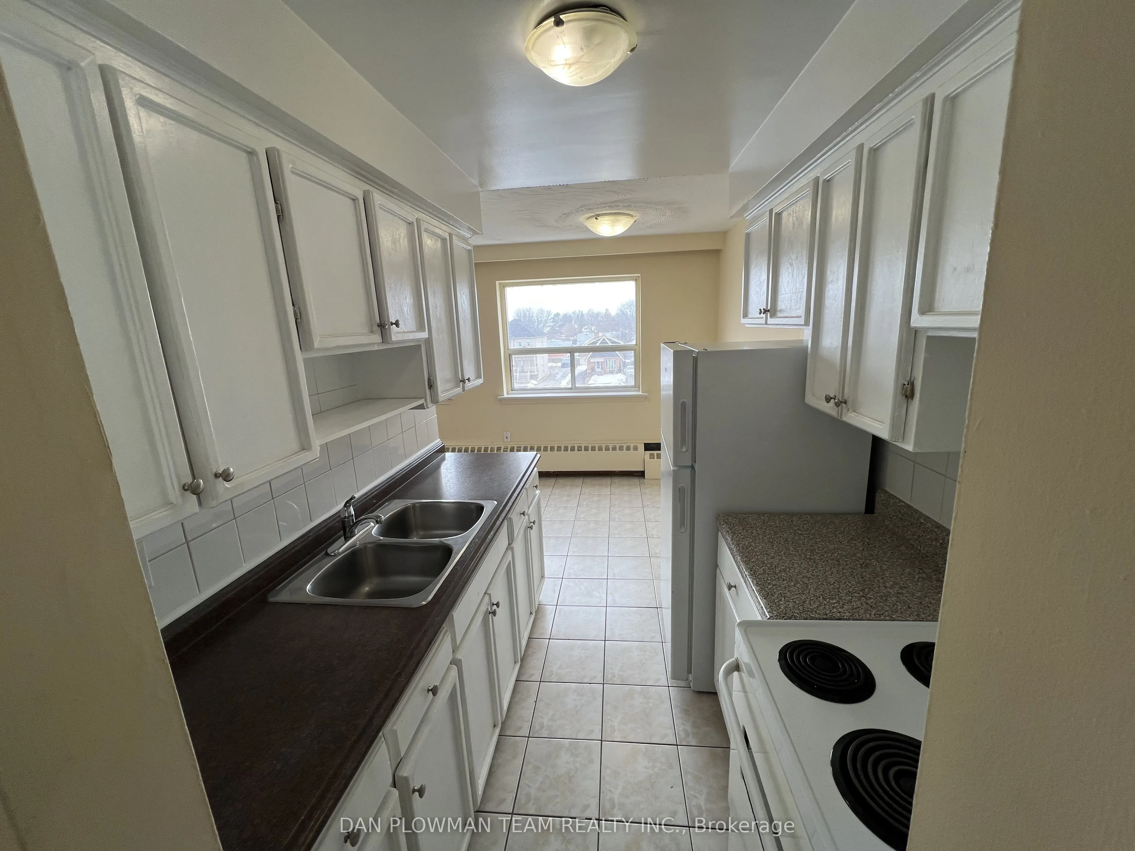170 Park Road S, #303