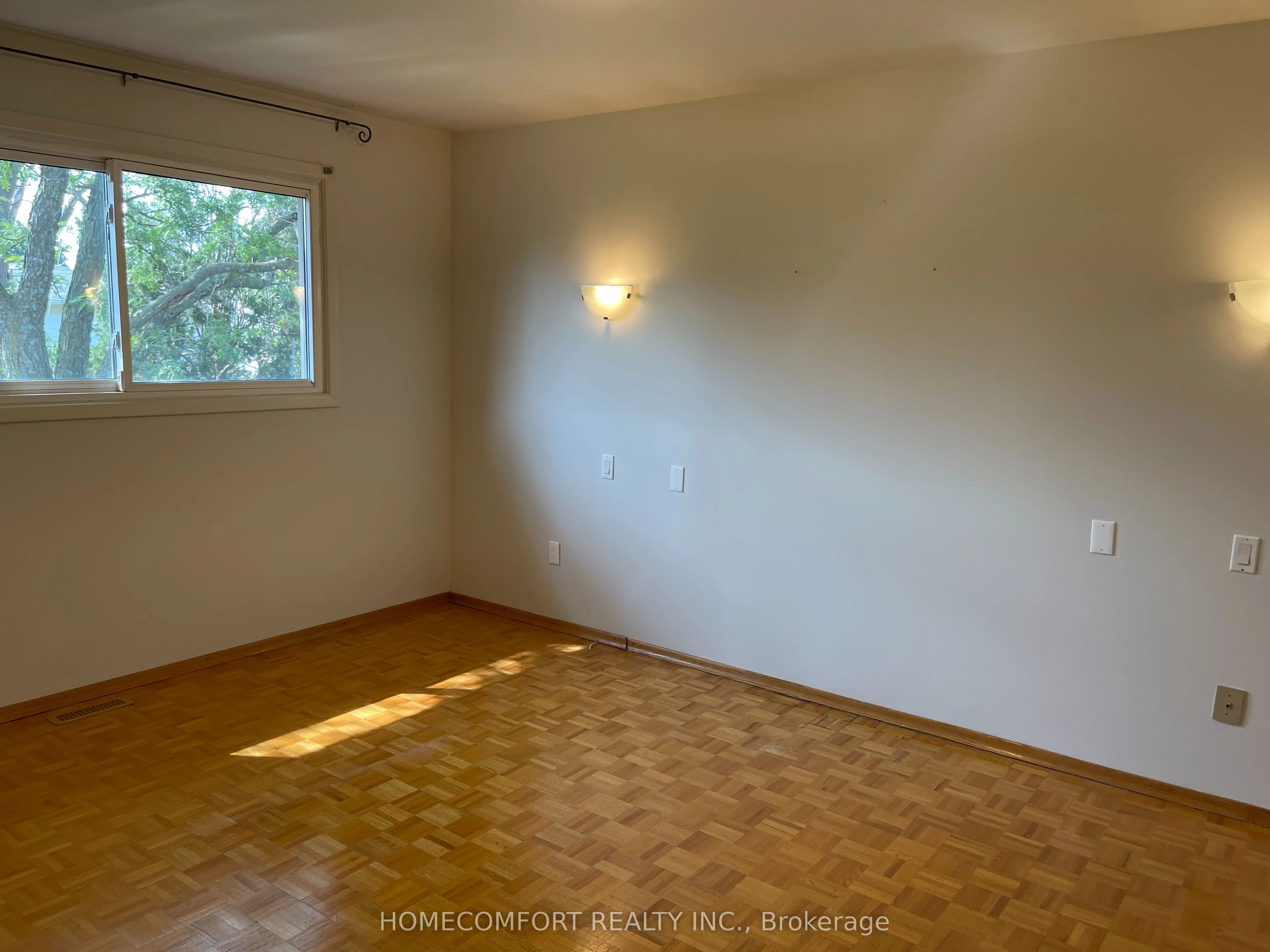 17 Gloxinia Crescent, #Upper