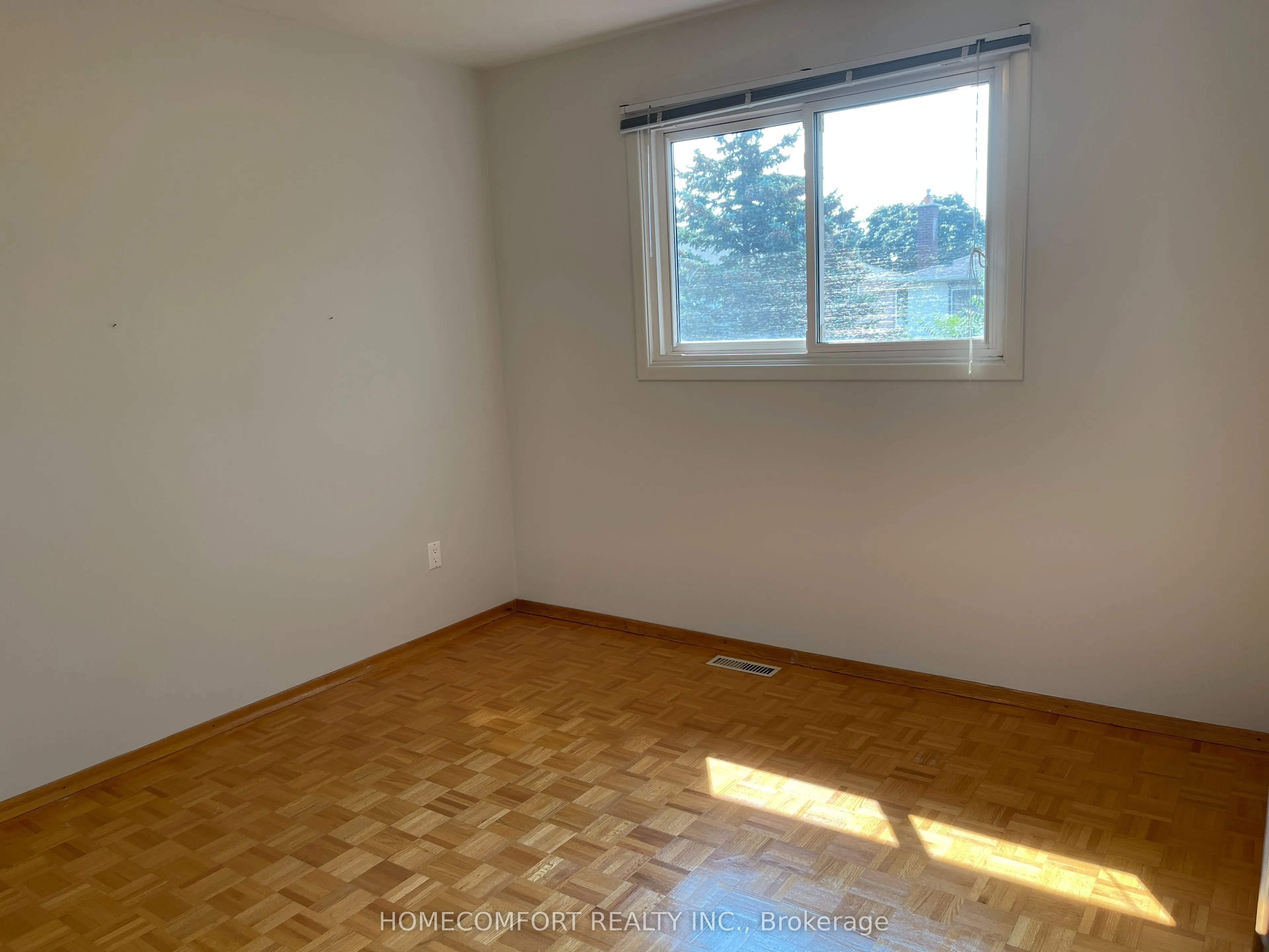 17 Gloxinia Crescent, #Upper