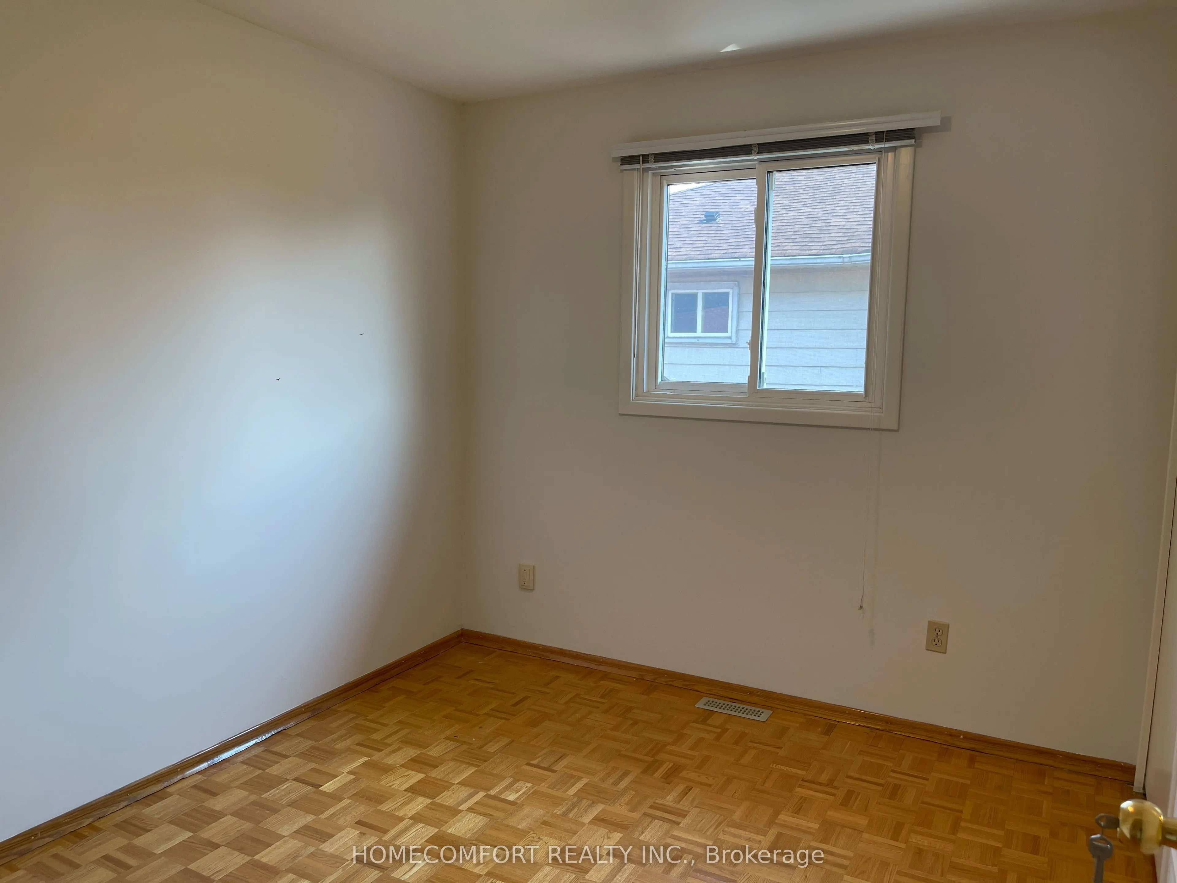 17 Gloxinia Crescent, #Upper