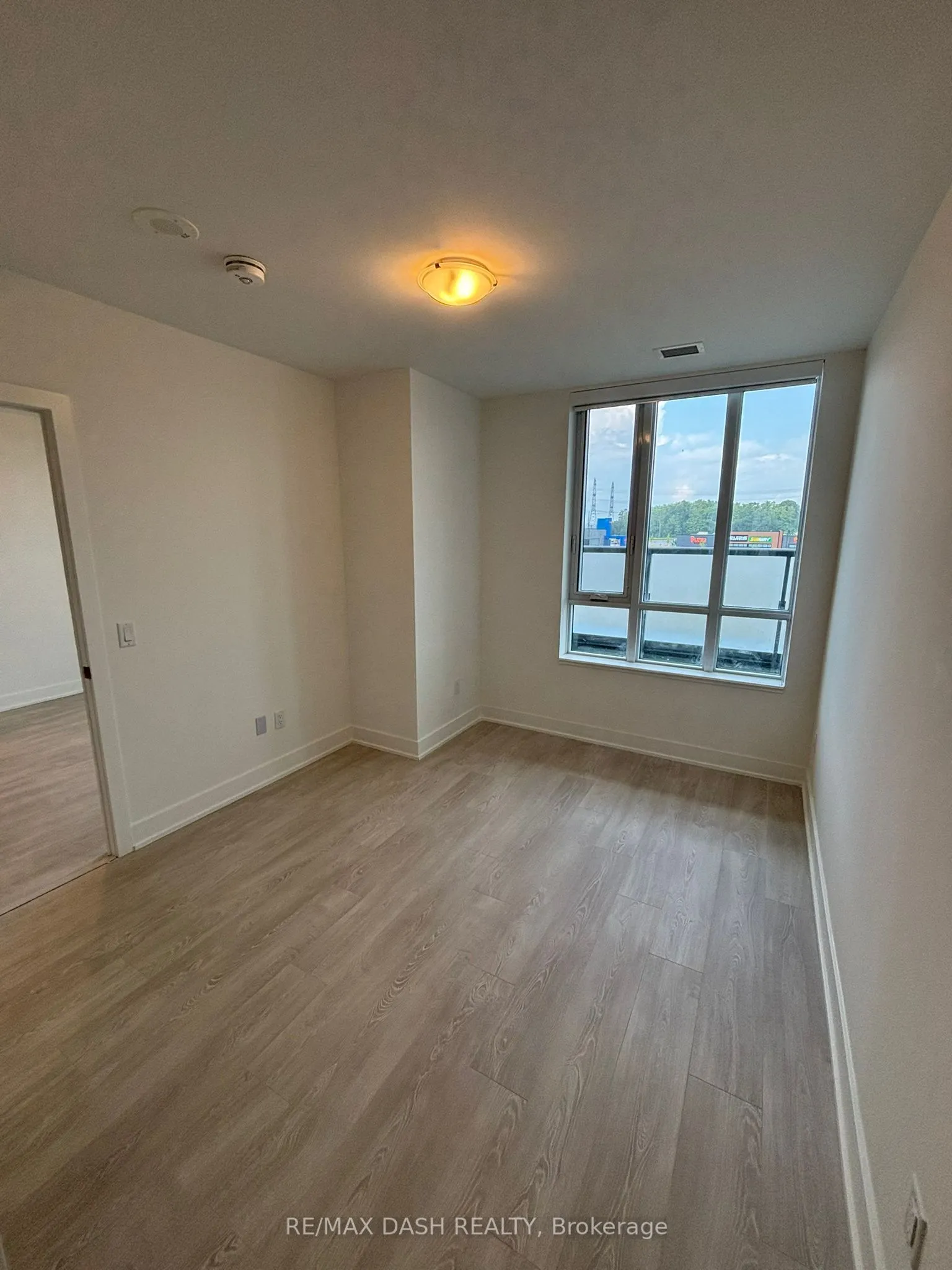 2425 Simcoe Street N, #1022
