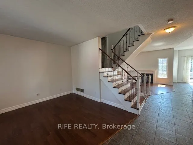 145 Whitby Shores Green Way