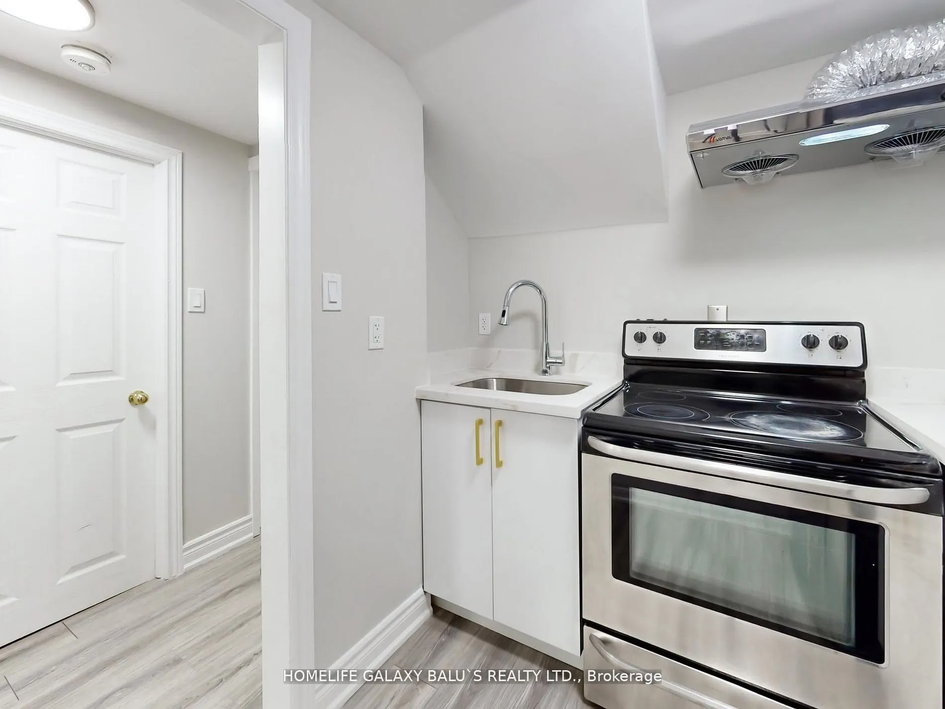 58 Milford Haven Drive, #--Lower