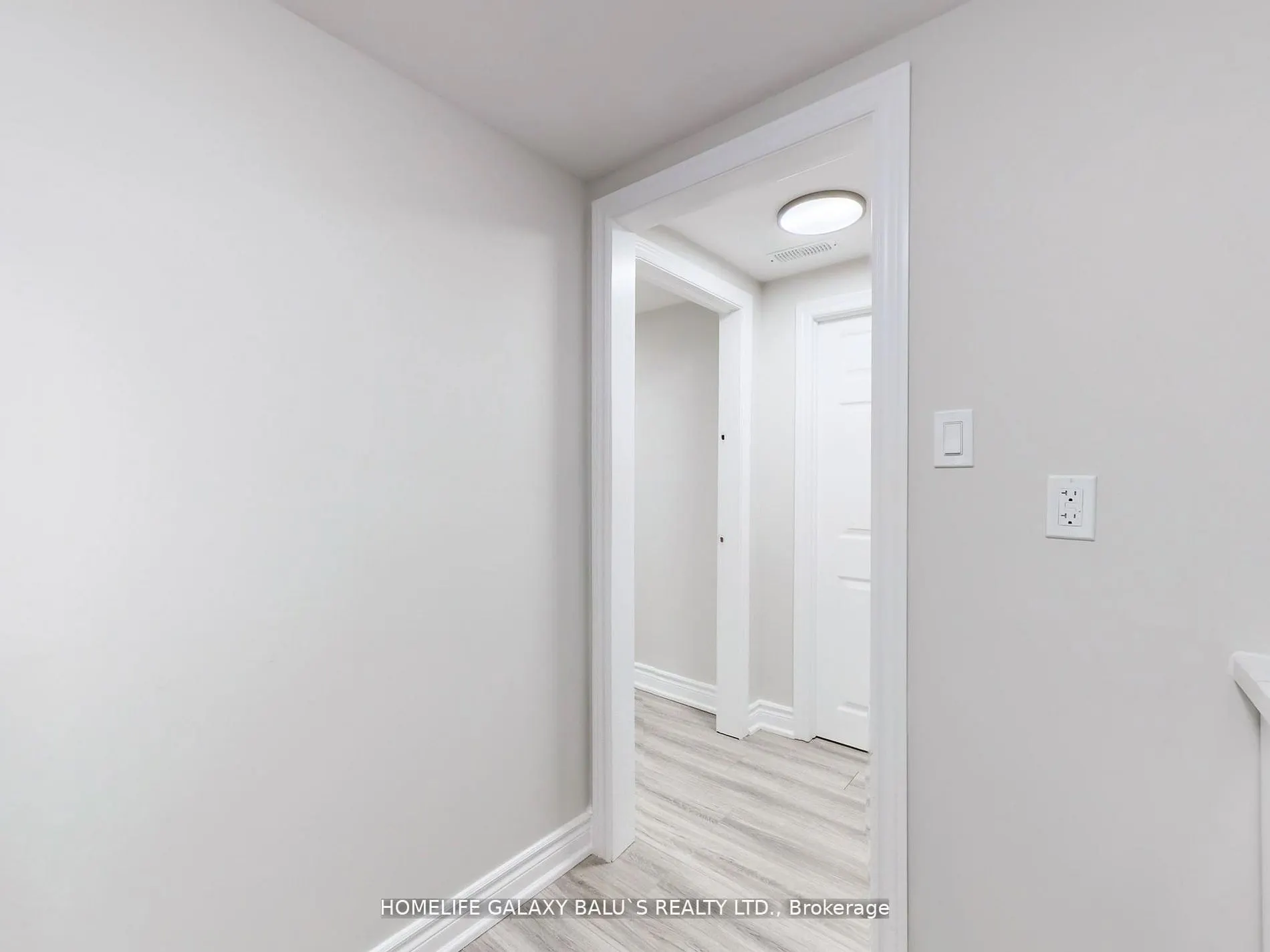 58 Milford Haven Drive, #--Lower