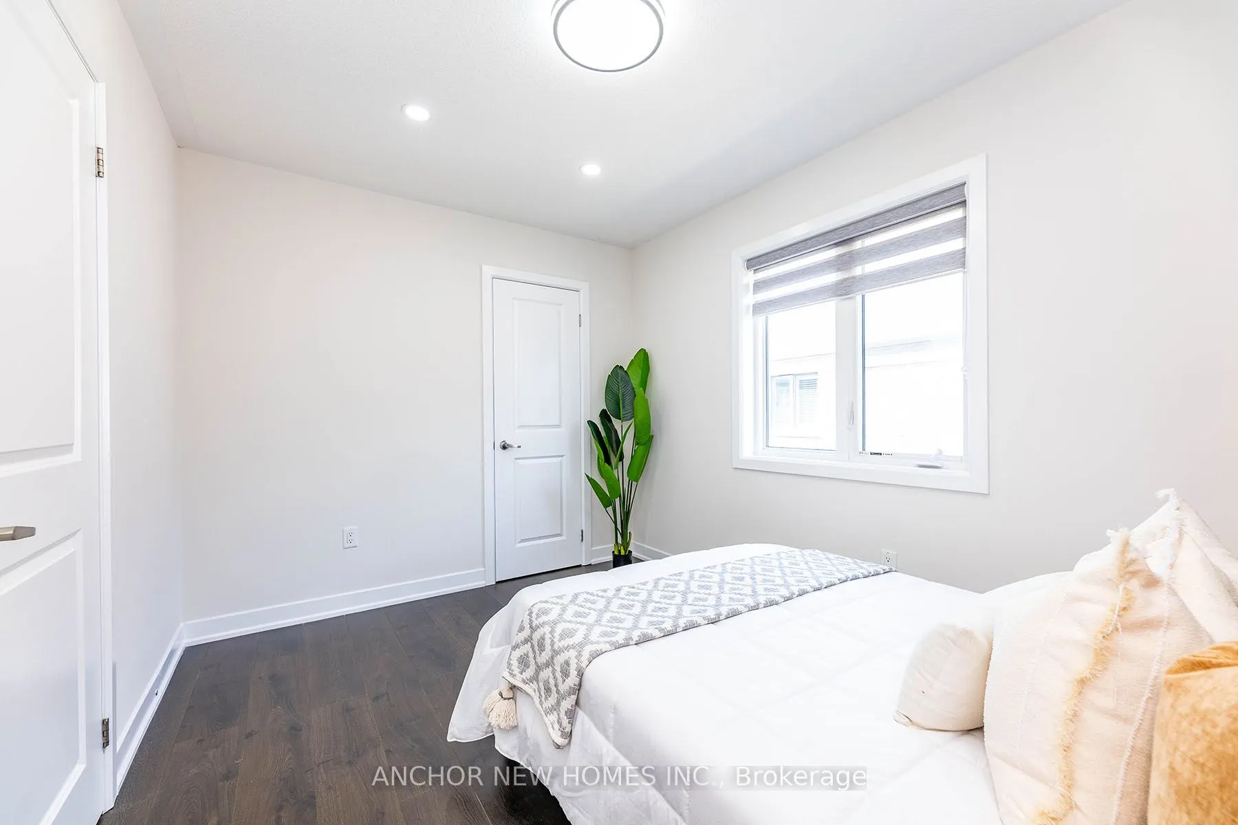 82 Donald Fleming Way, #131