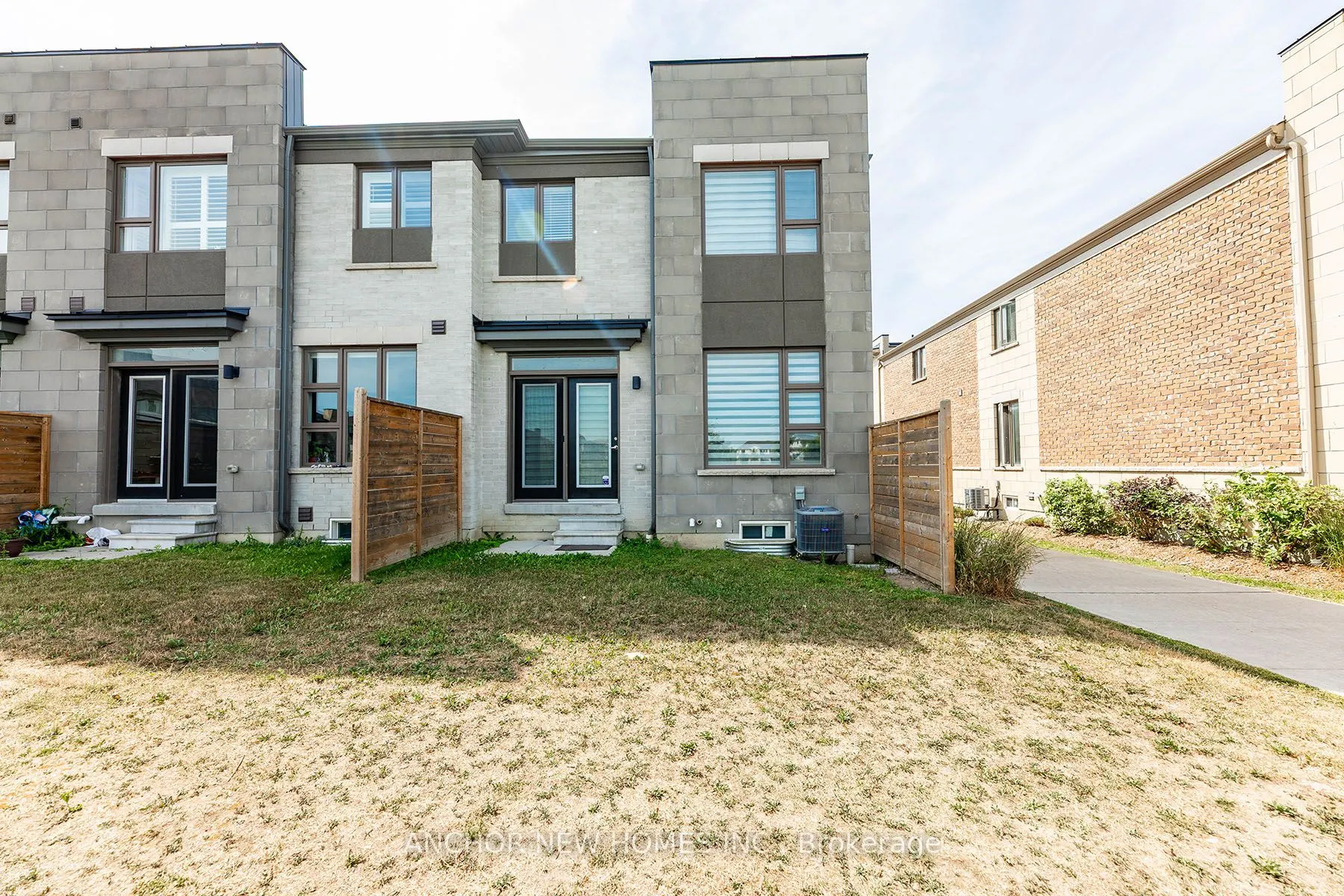 82 Donald Fleming Way, #131